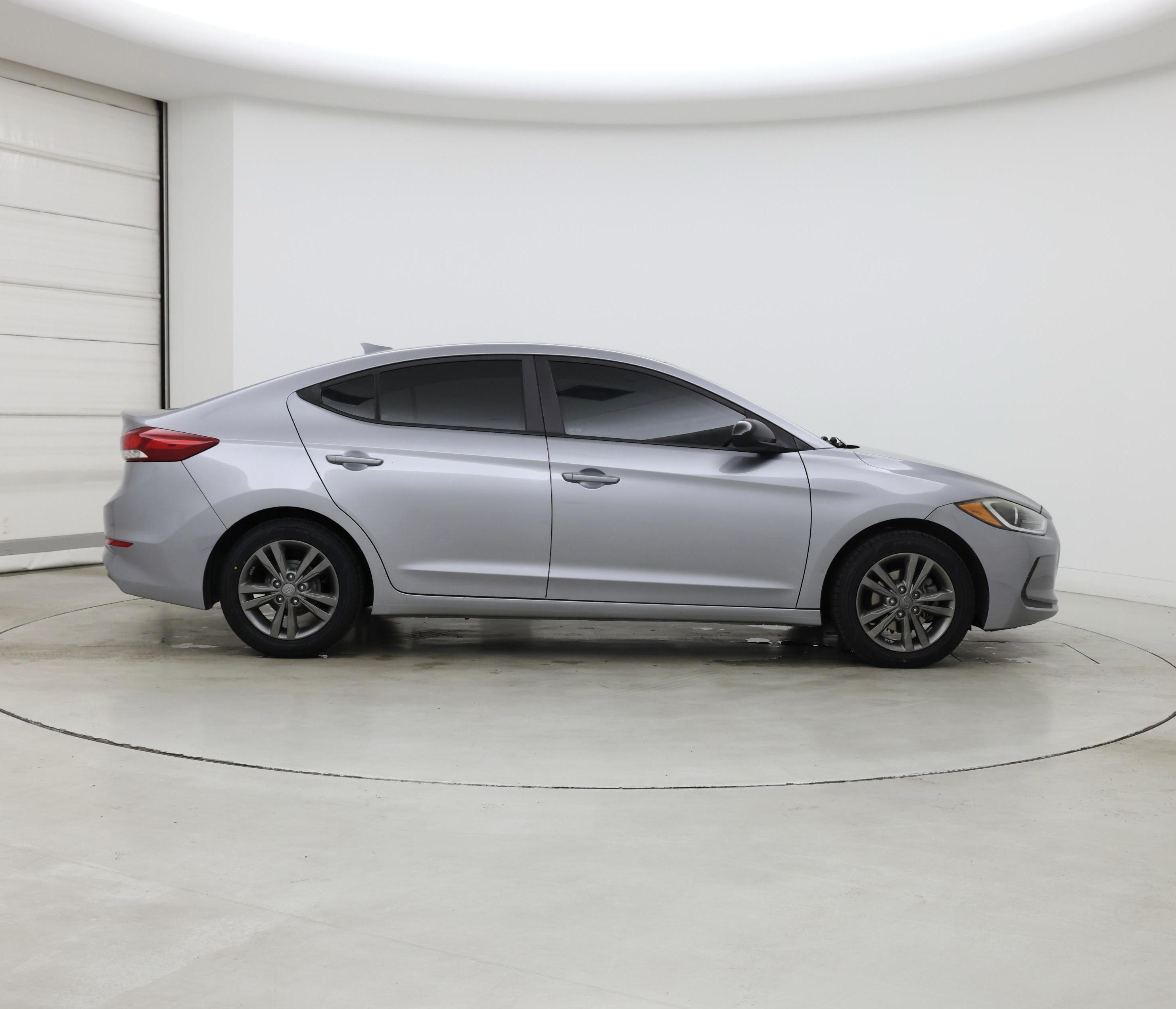 Thumbnail: 2017 Hyundai Elantra - 7
