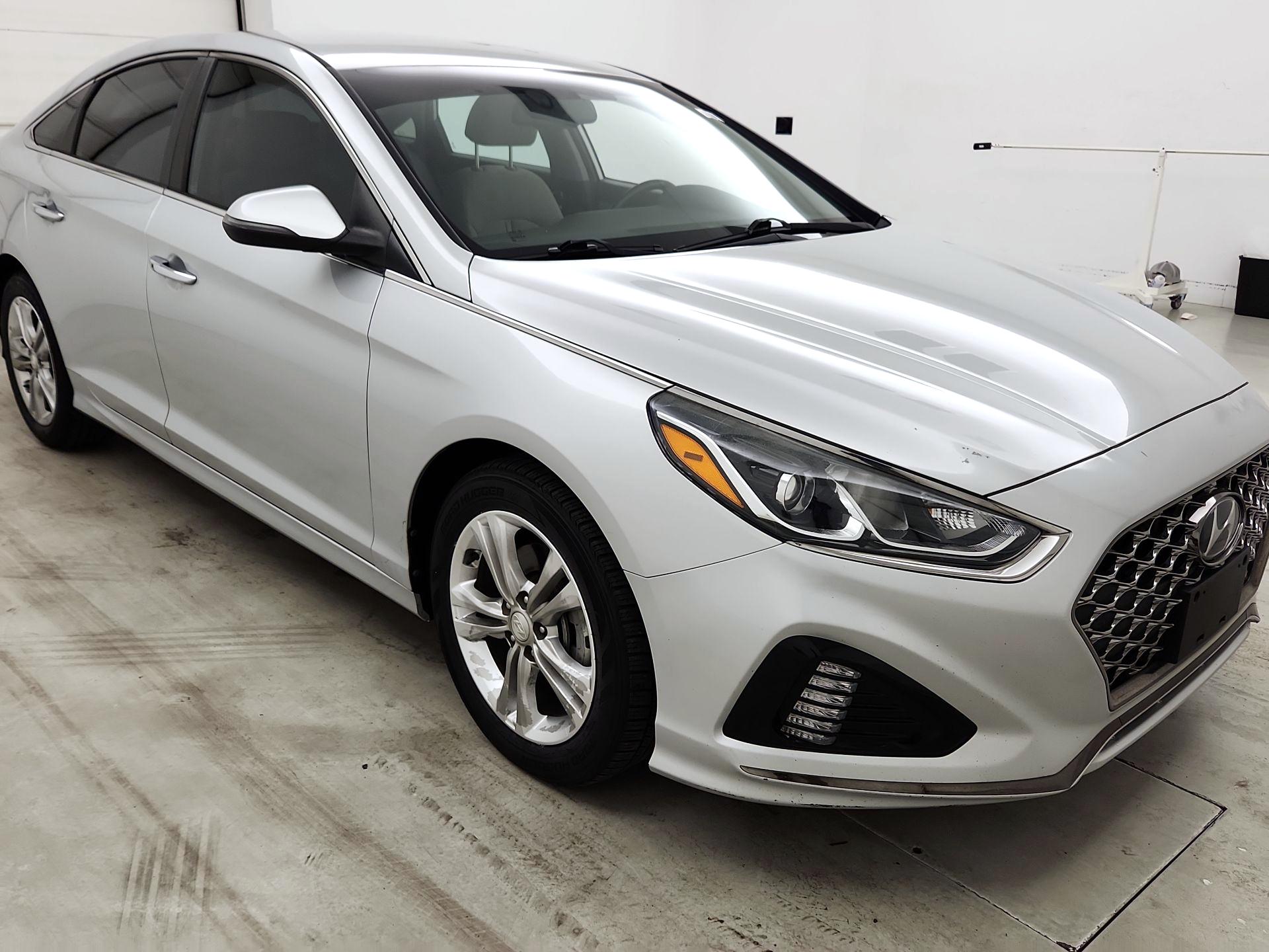 Thumbnail: 2019 Hyundai Sonata - 1