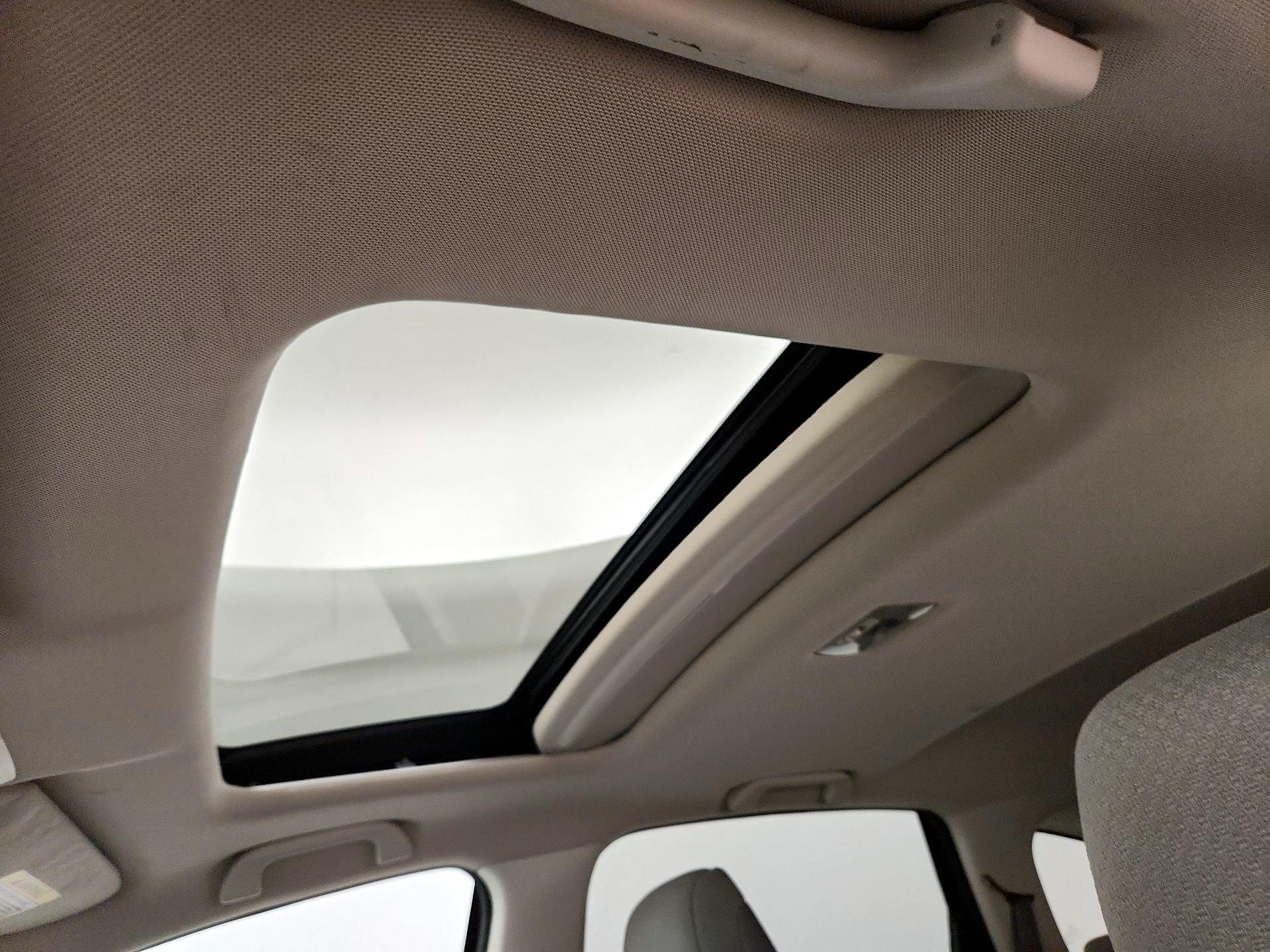 Thumbnail: 2015 Honda CR-V - 19