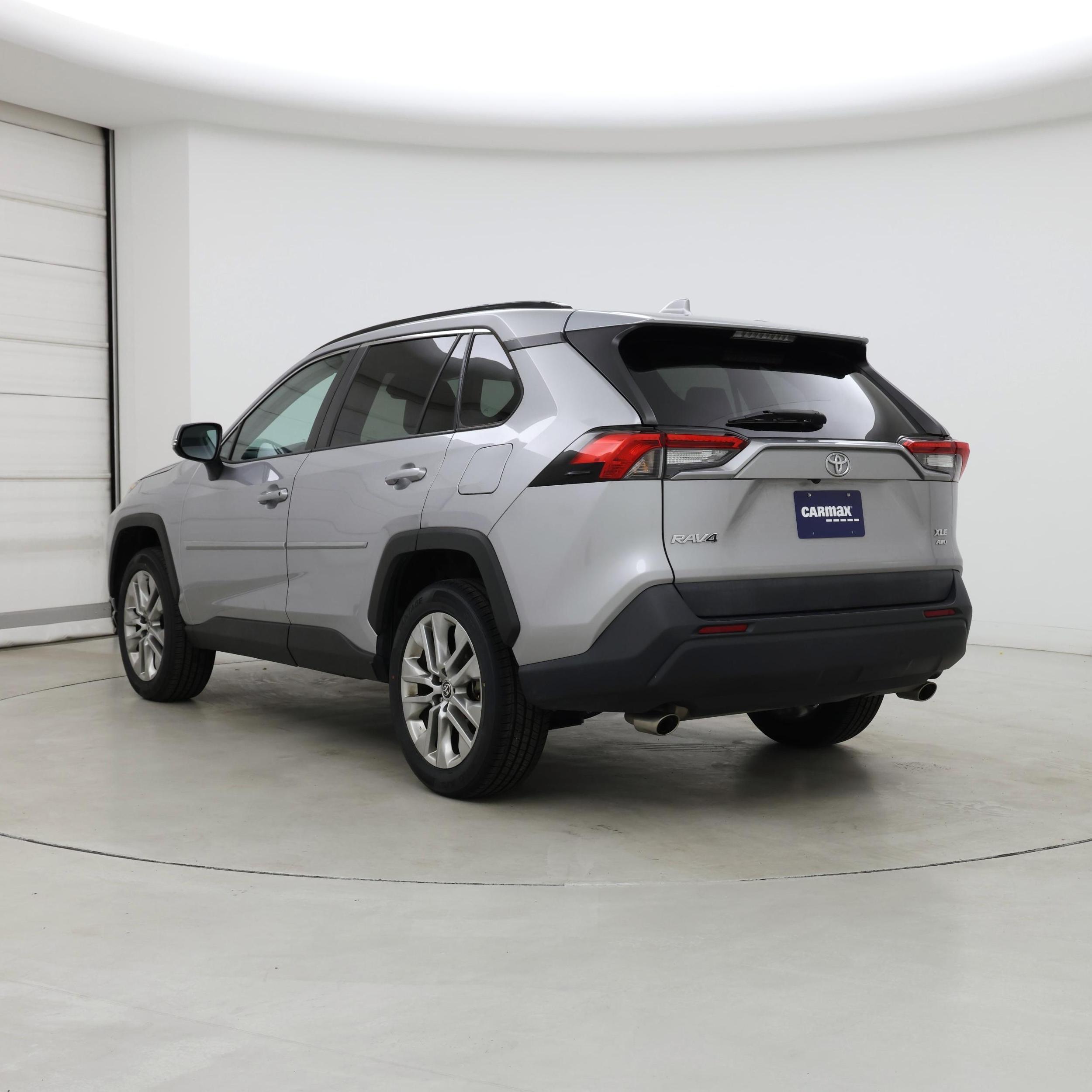 Thumbnail: 2021 Toyota RAV4 - 2