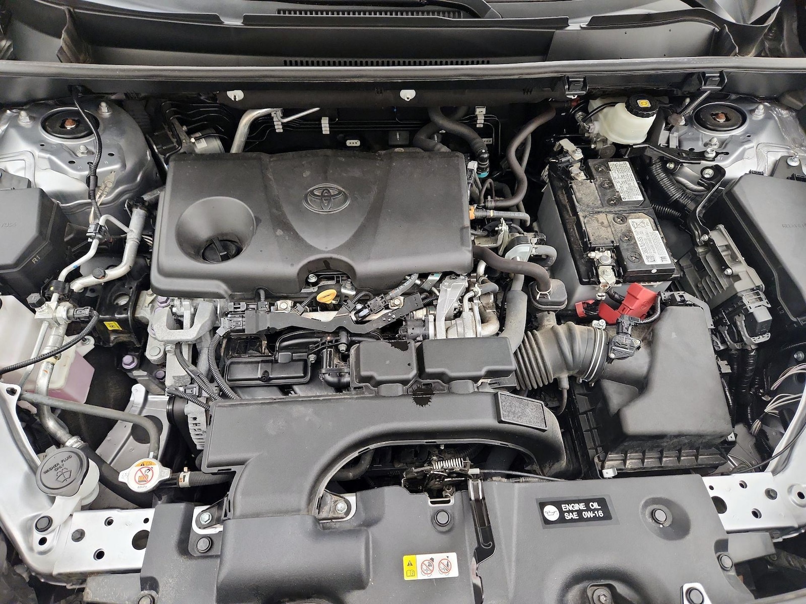 2021 Toyota RAV4 XLE Premium - Photo 23
