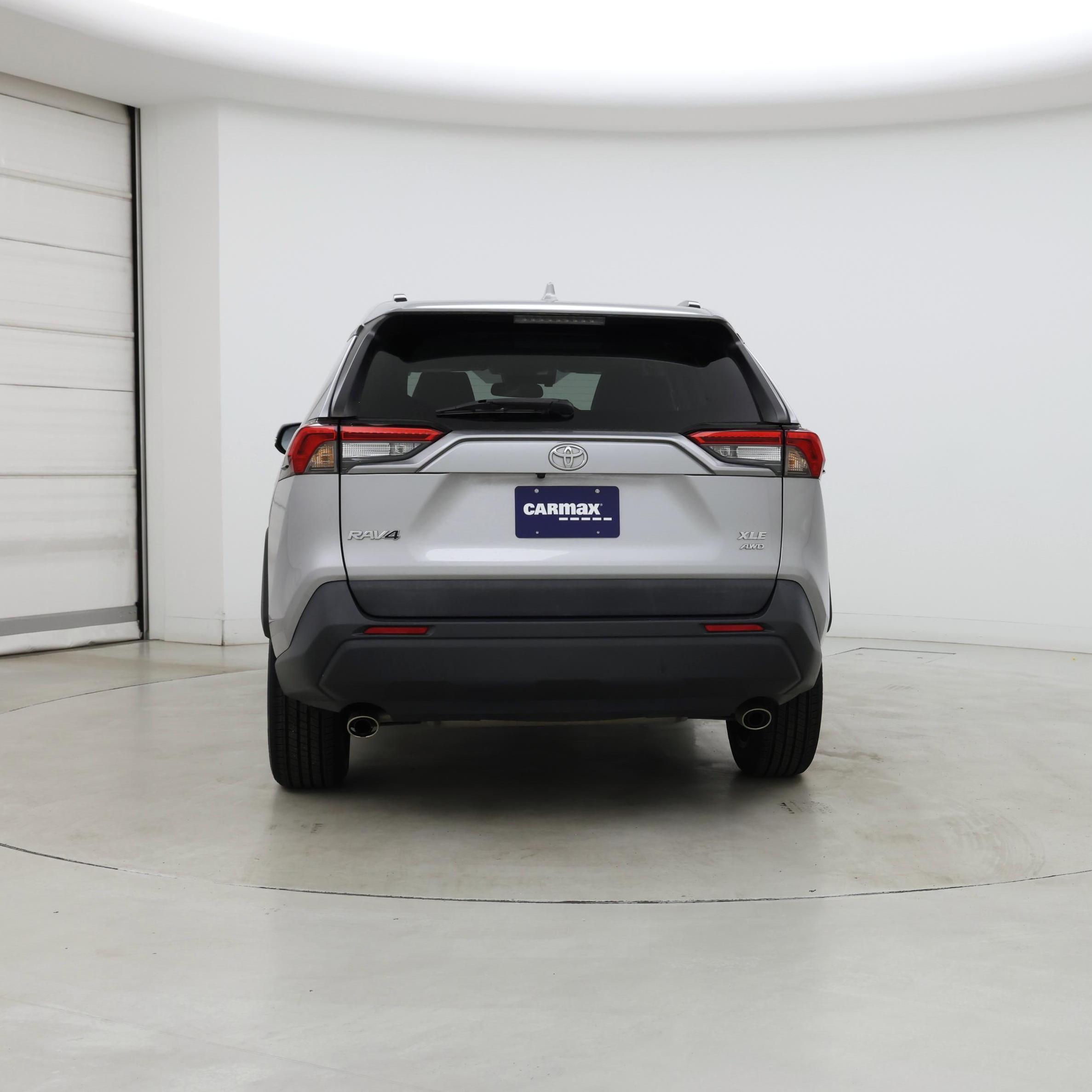 Thumbnail: 2021 Toyota RAV4 - 6