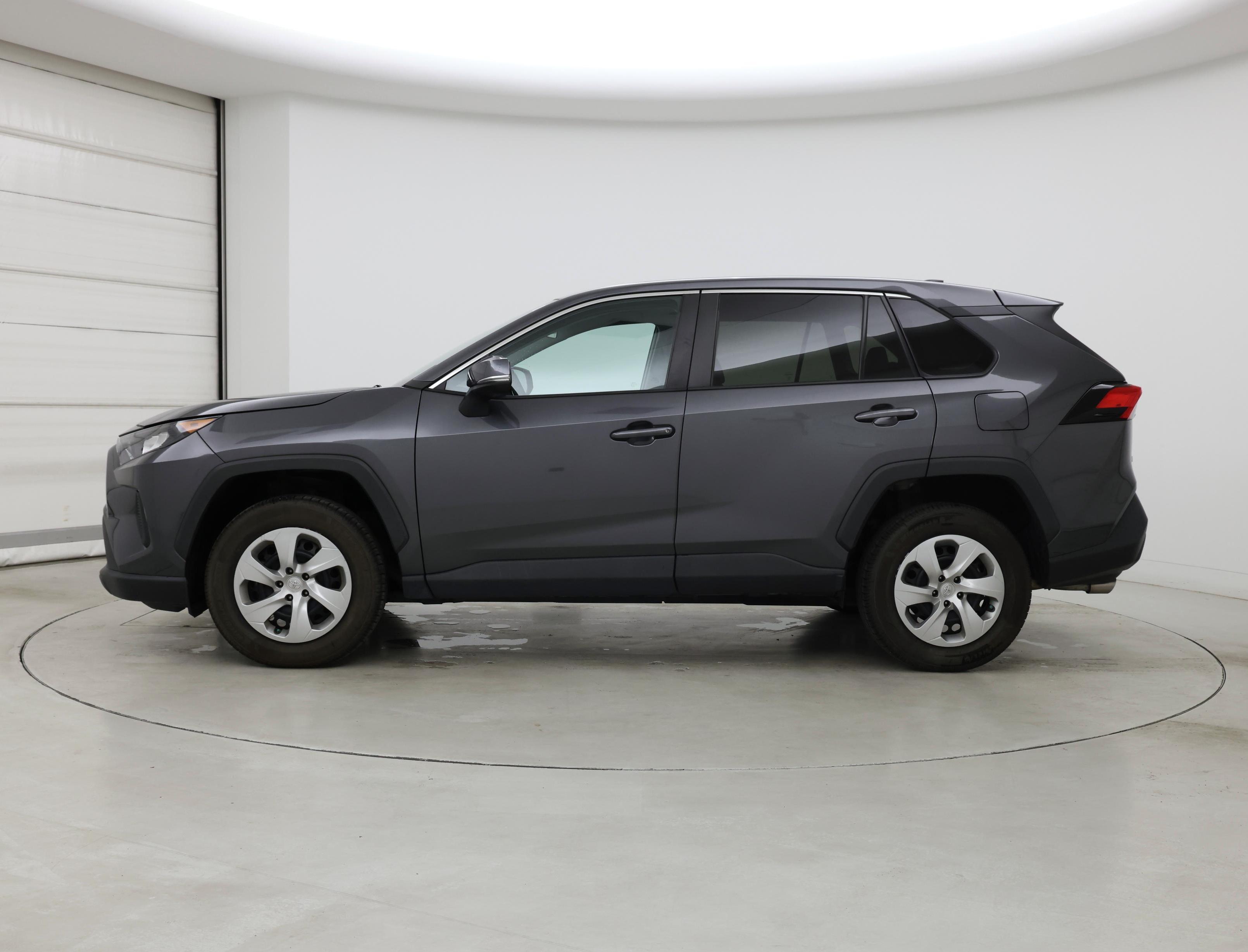 Thumbnail: 2022 Toyota RAV4 - 3