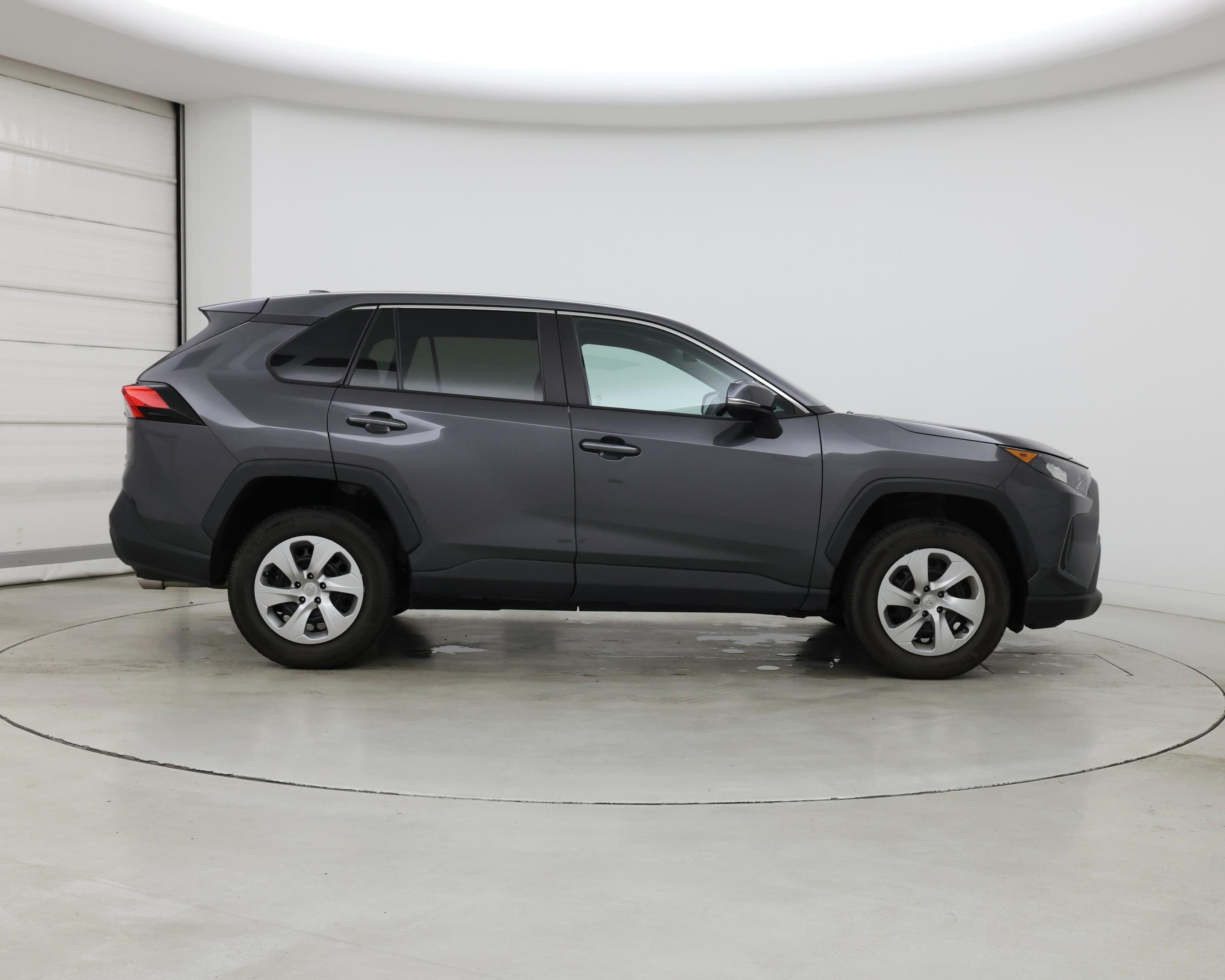 Thumbnail: 2022 Toyota RAV4 - 7