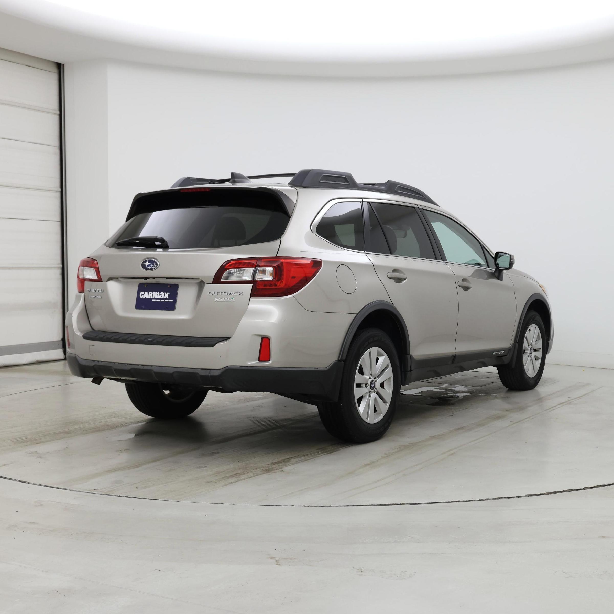 Thumbnail: 2017 Subaru Outback - 8