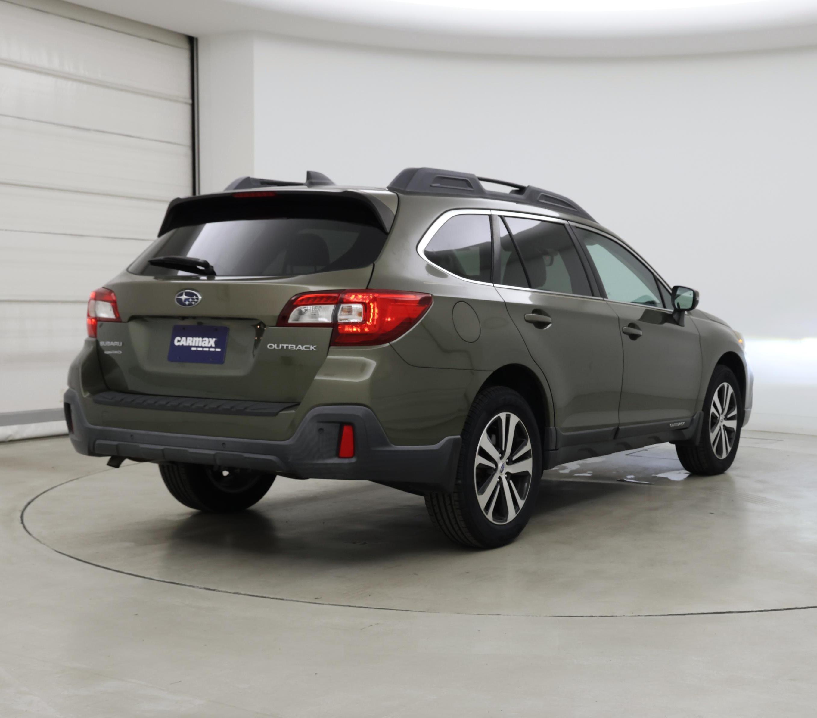 Thumbnail: 2018 Subaru Outback - 8