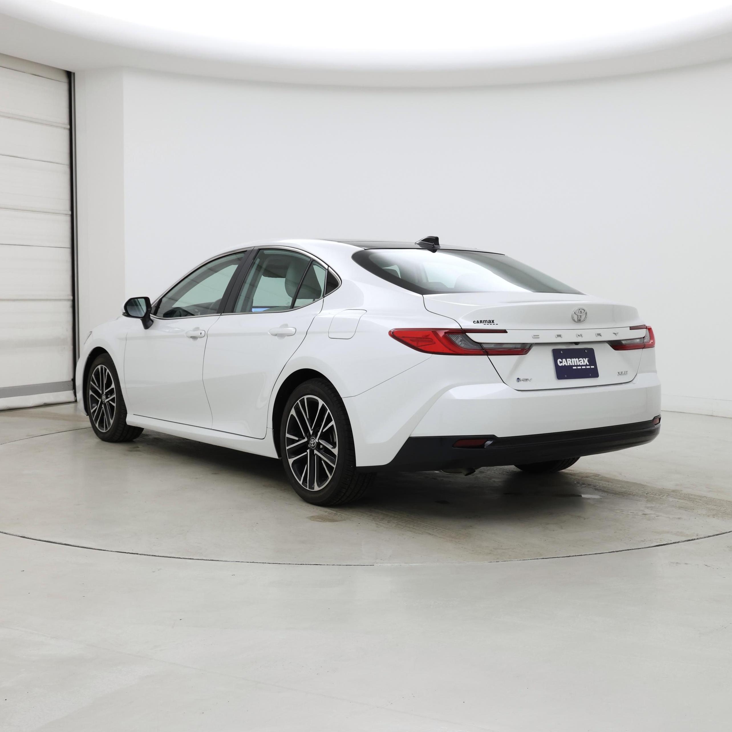 Thumbnail: 2025 Toyota Camry - 2