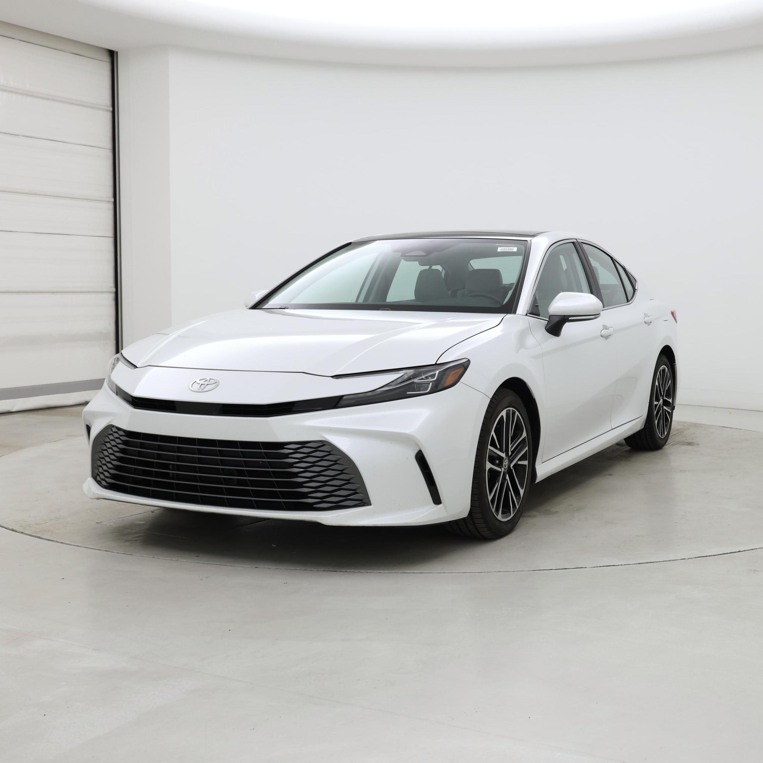 Thumbnail: 2025 Toyota Camry - 4