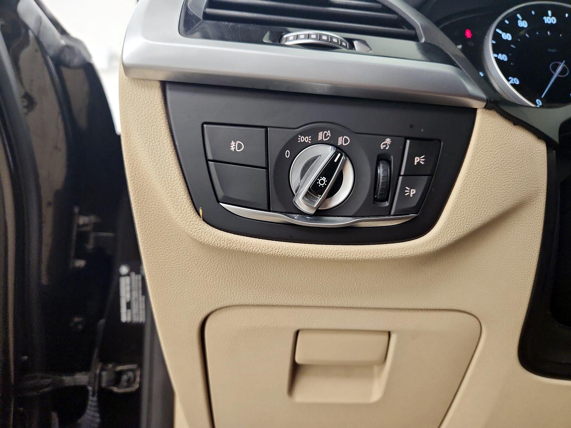 Thumbnail: 2019 BMW X3 - 13