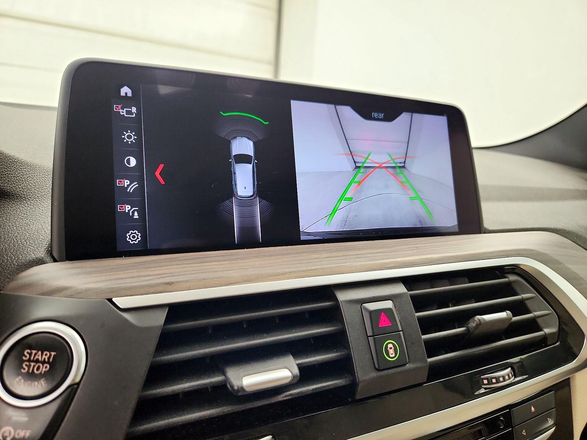 Thumbnail: 2019 BMW X3 - 15