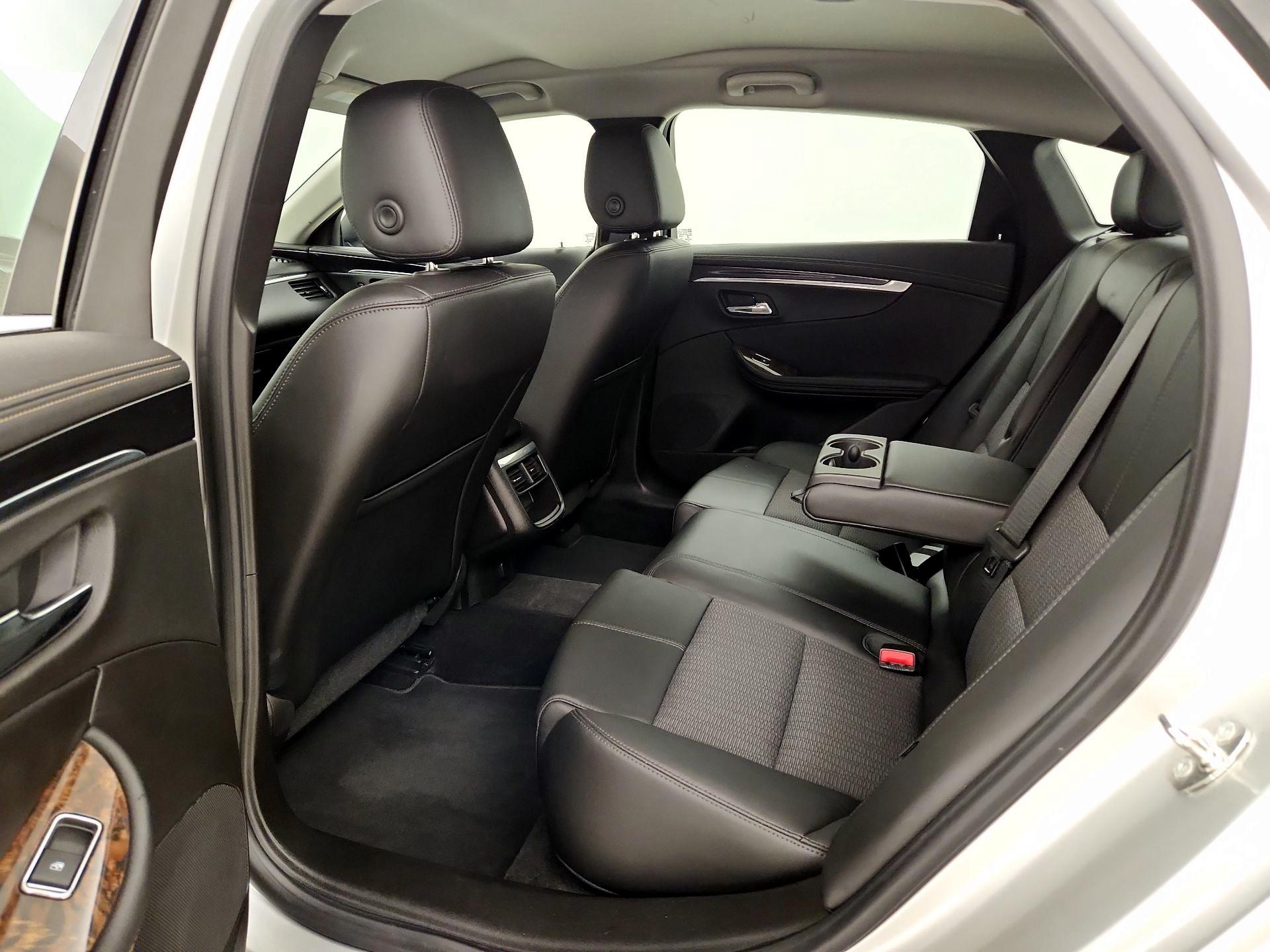Thumbnail: 2015 Chevrolet Impala - 19