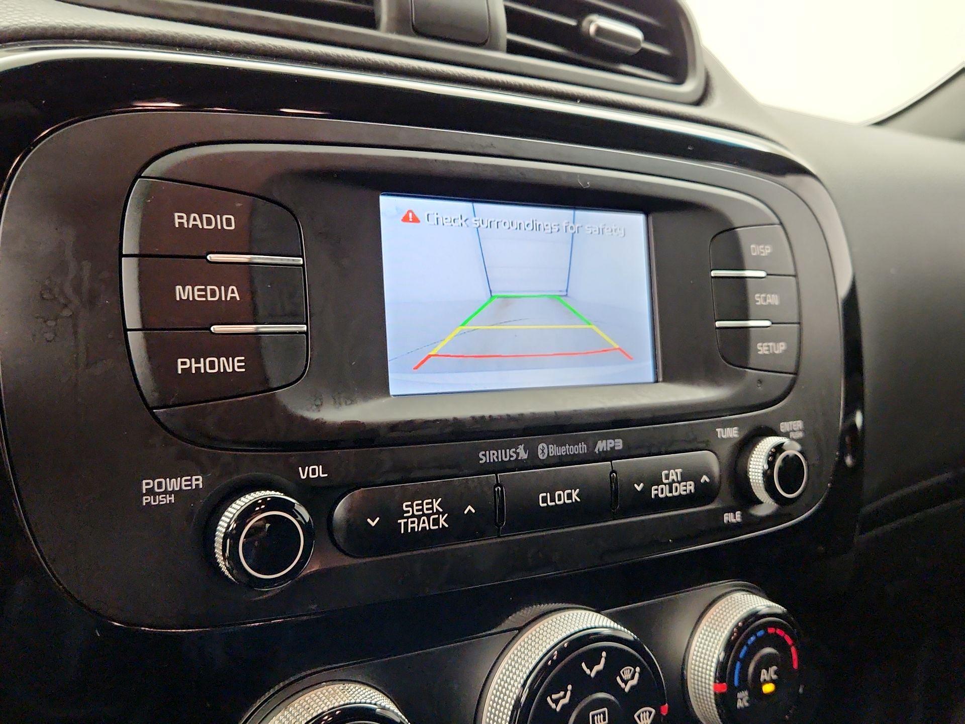 Thumbnail: 2016 Kia Soul - 12