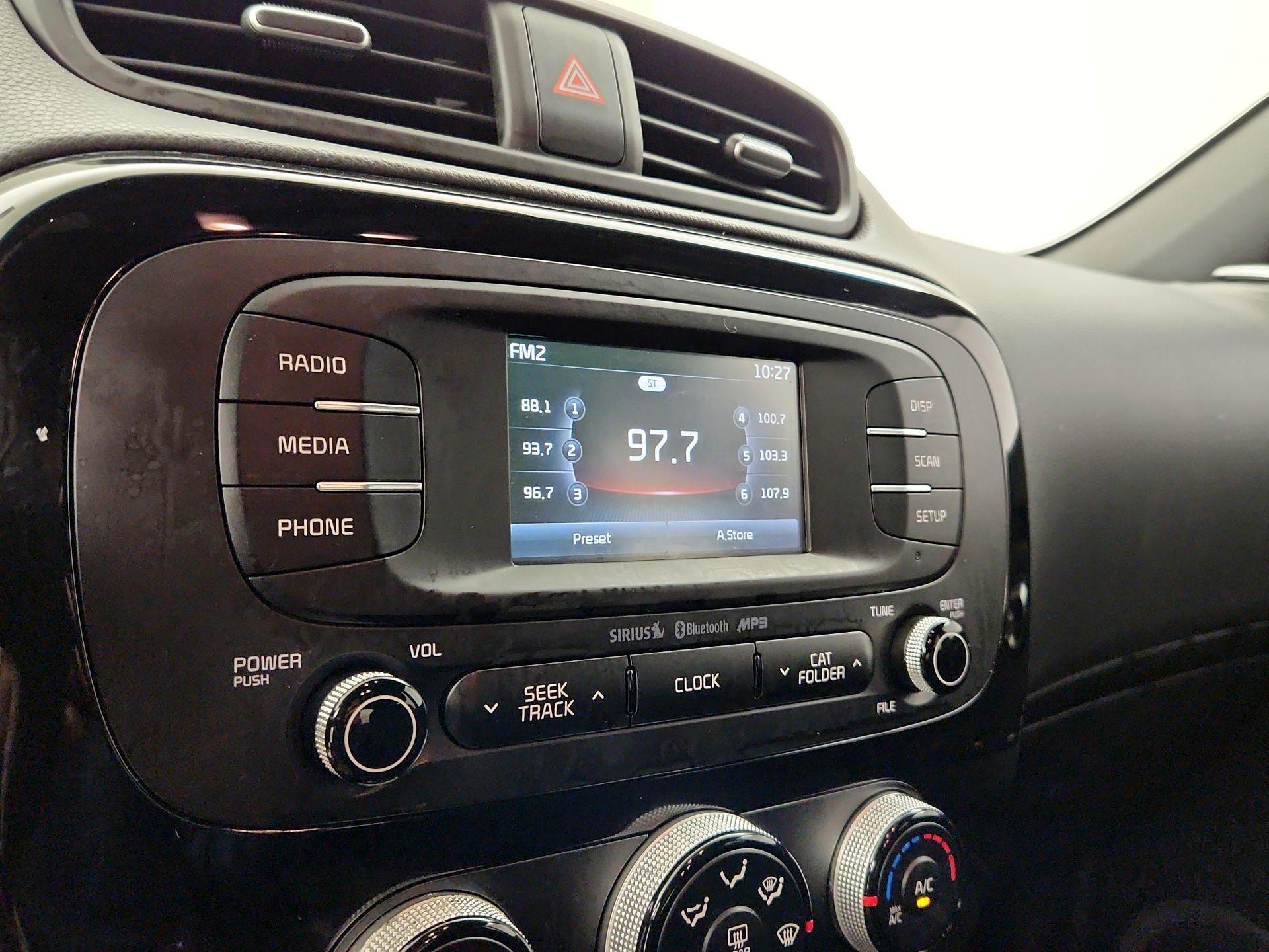 Thumbnail: 2016 Kia Soul - 13