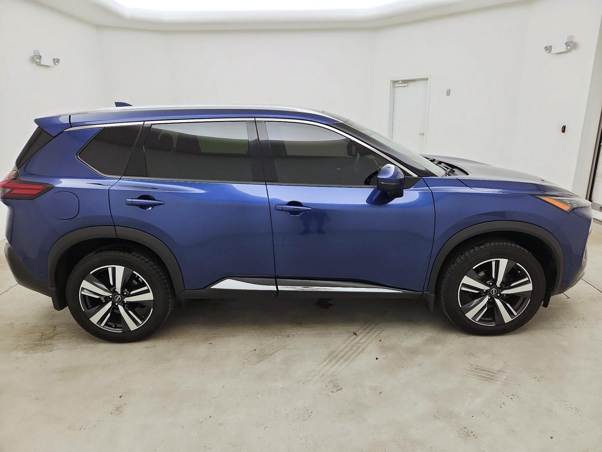 Thumbnail: 2023 Nissan Rogue - 4