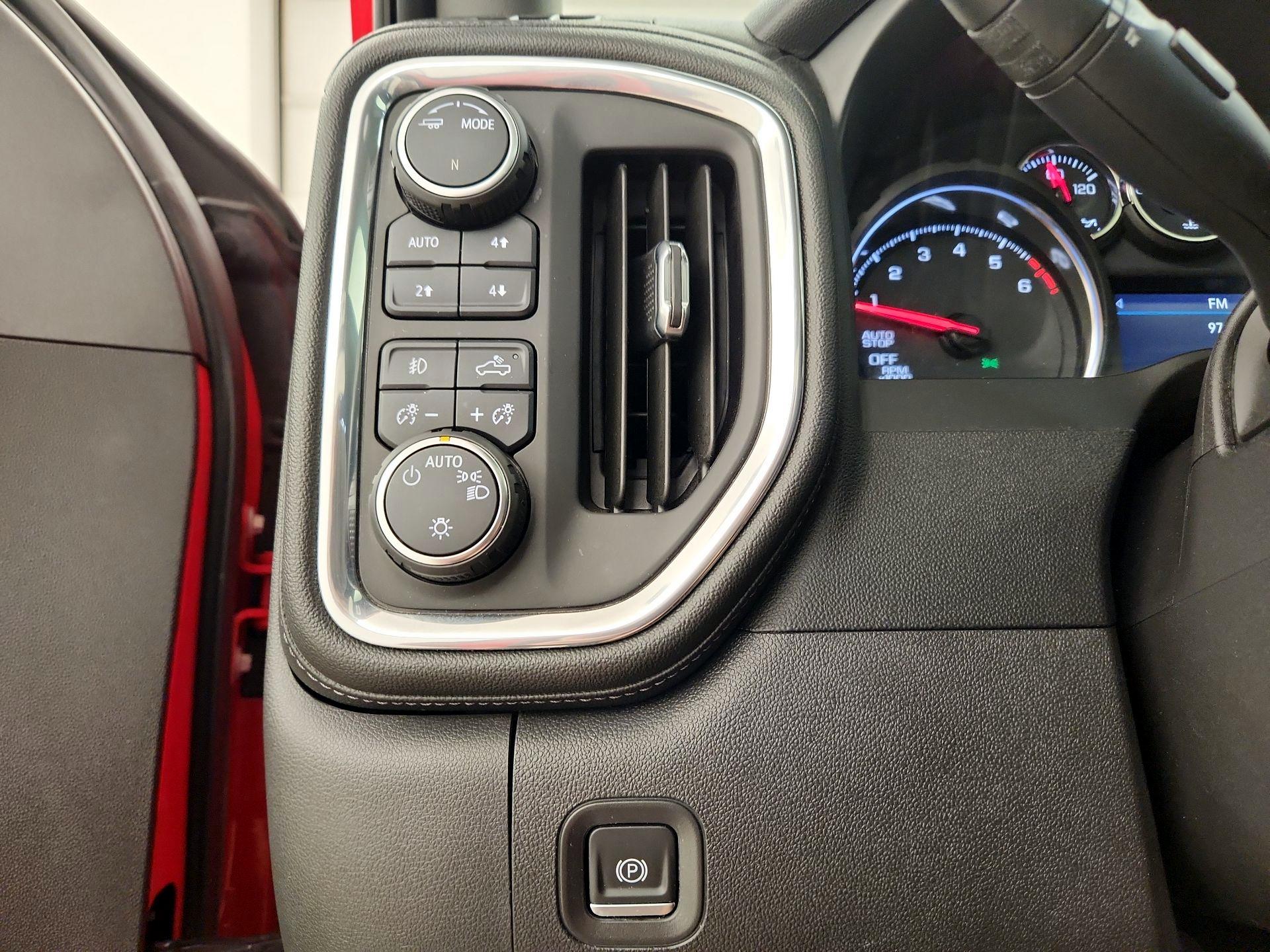 Thumbnail: 2021 Chevrolet Silverado 1500 - 13
