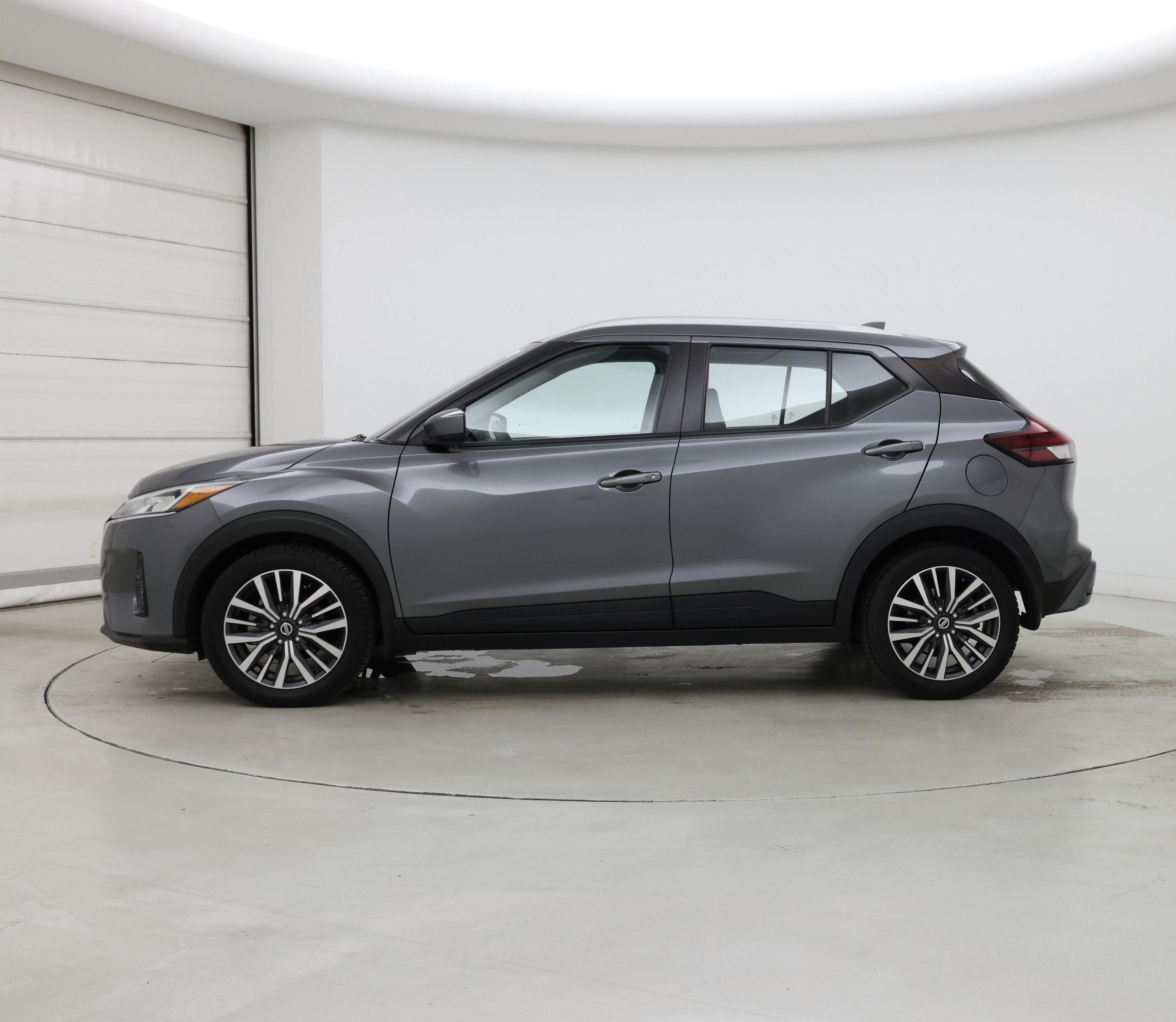 Thumbnail: 2021 Nissan Kicks - 3