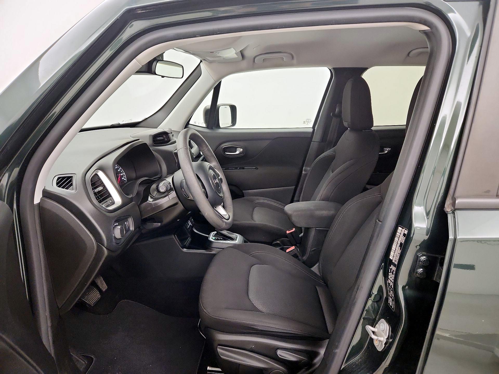 Thumbnail: 2021 Jeep Renegade - 11