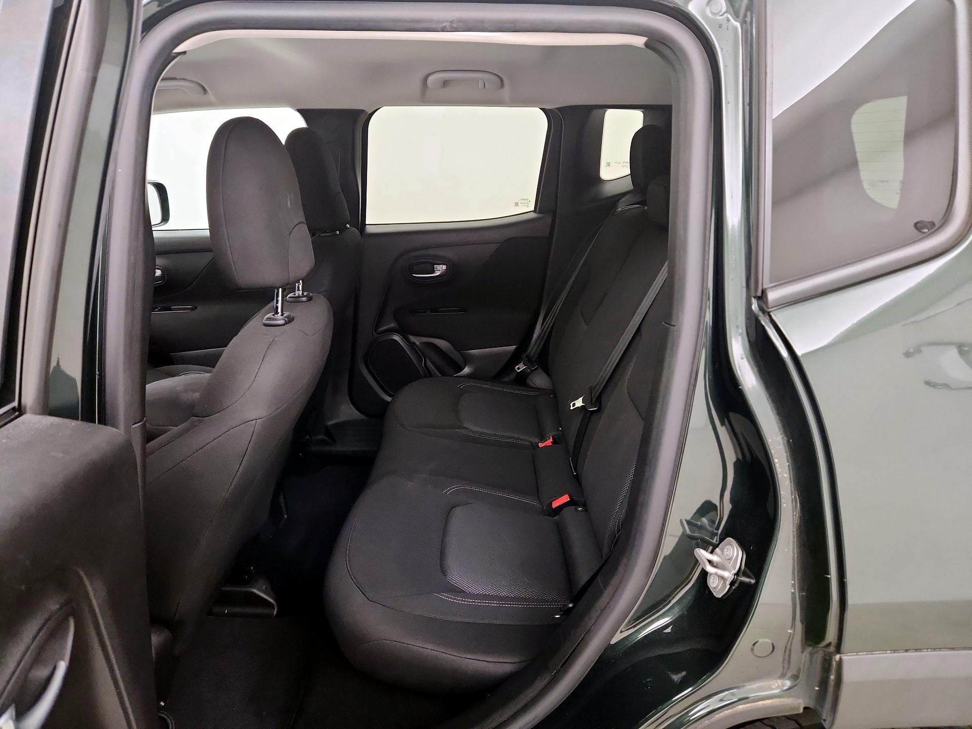 Thumbnail: 2021 Jeep Renegade - 19