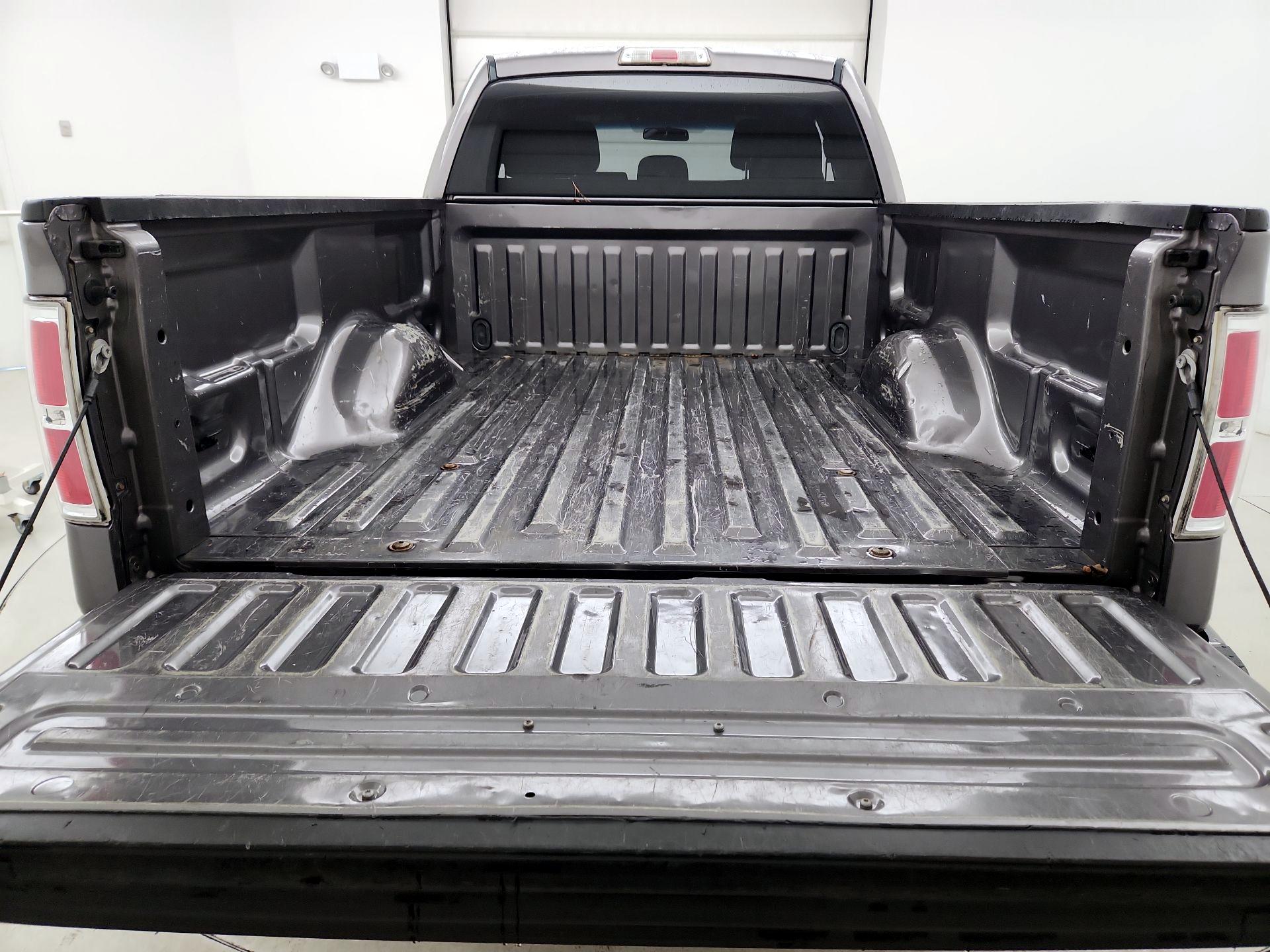 Thumbnail: 2014 Ford F-150 - 19