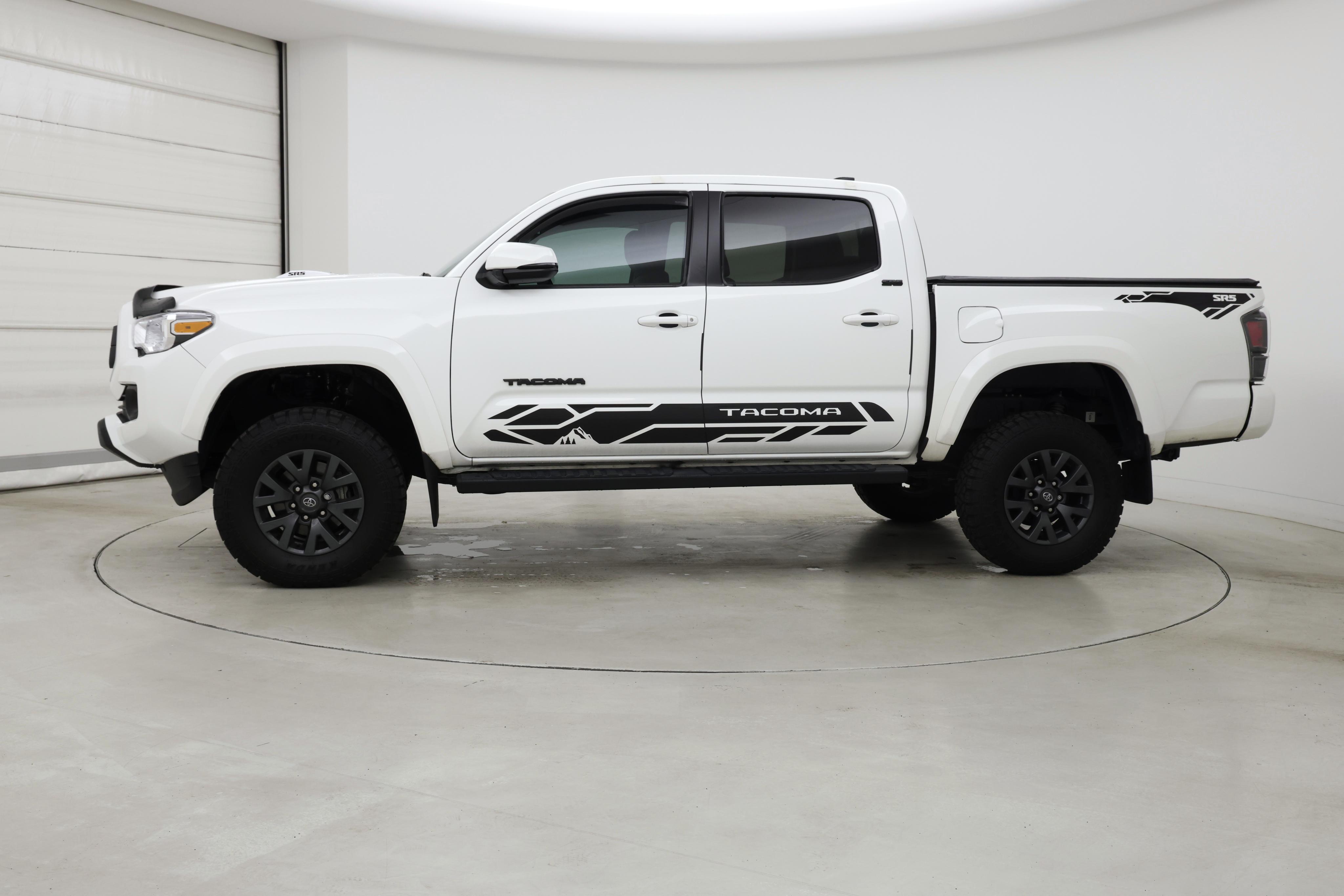 Thumbnail: 2023 Toyota Tacoma - 3