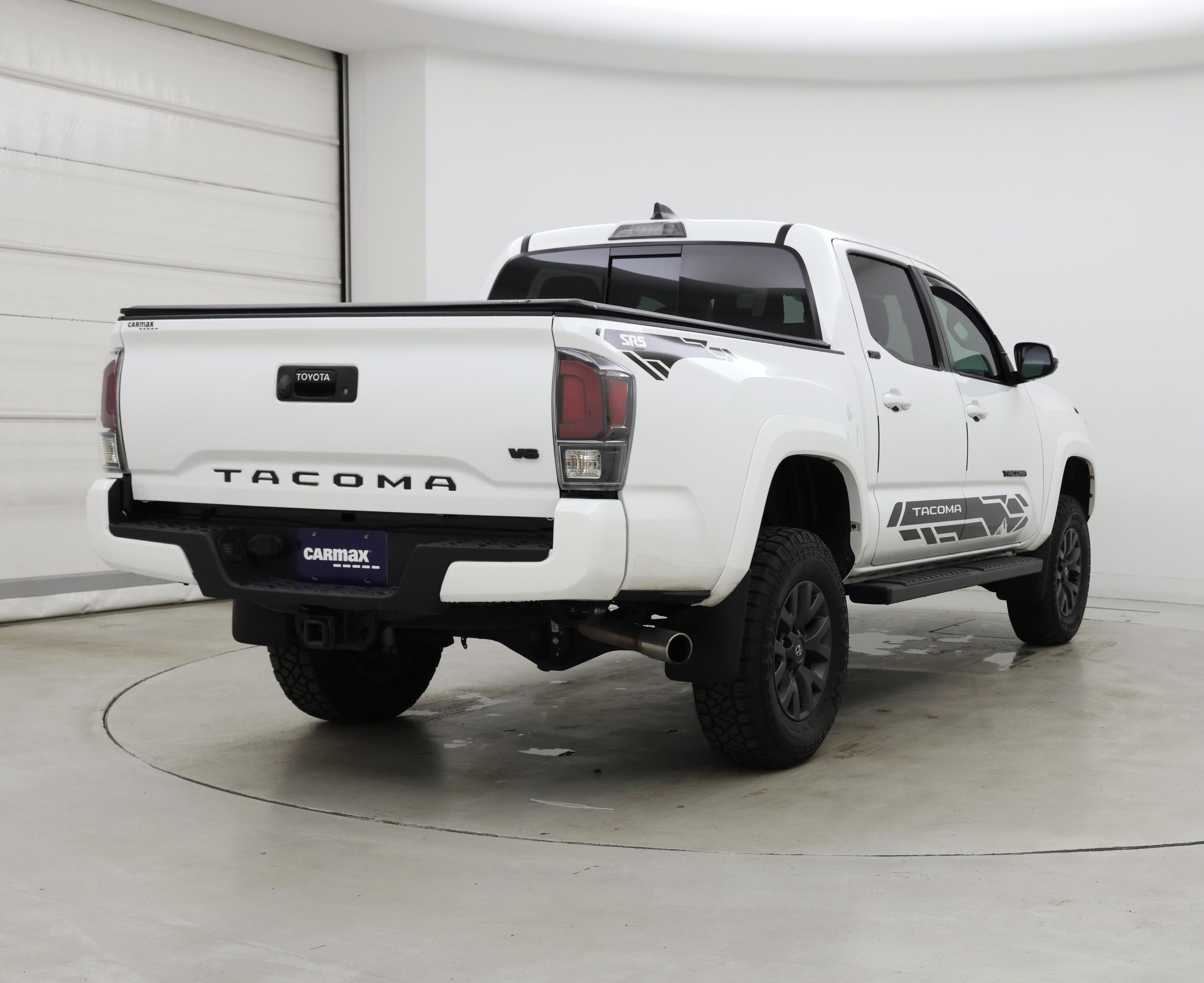 Thumbnail: 2023 Toyota Tacoma - 8