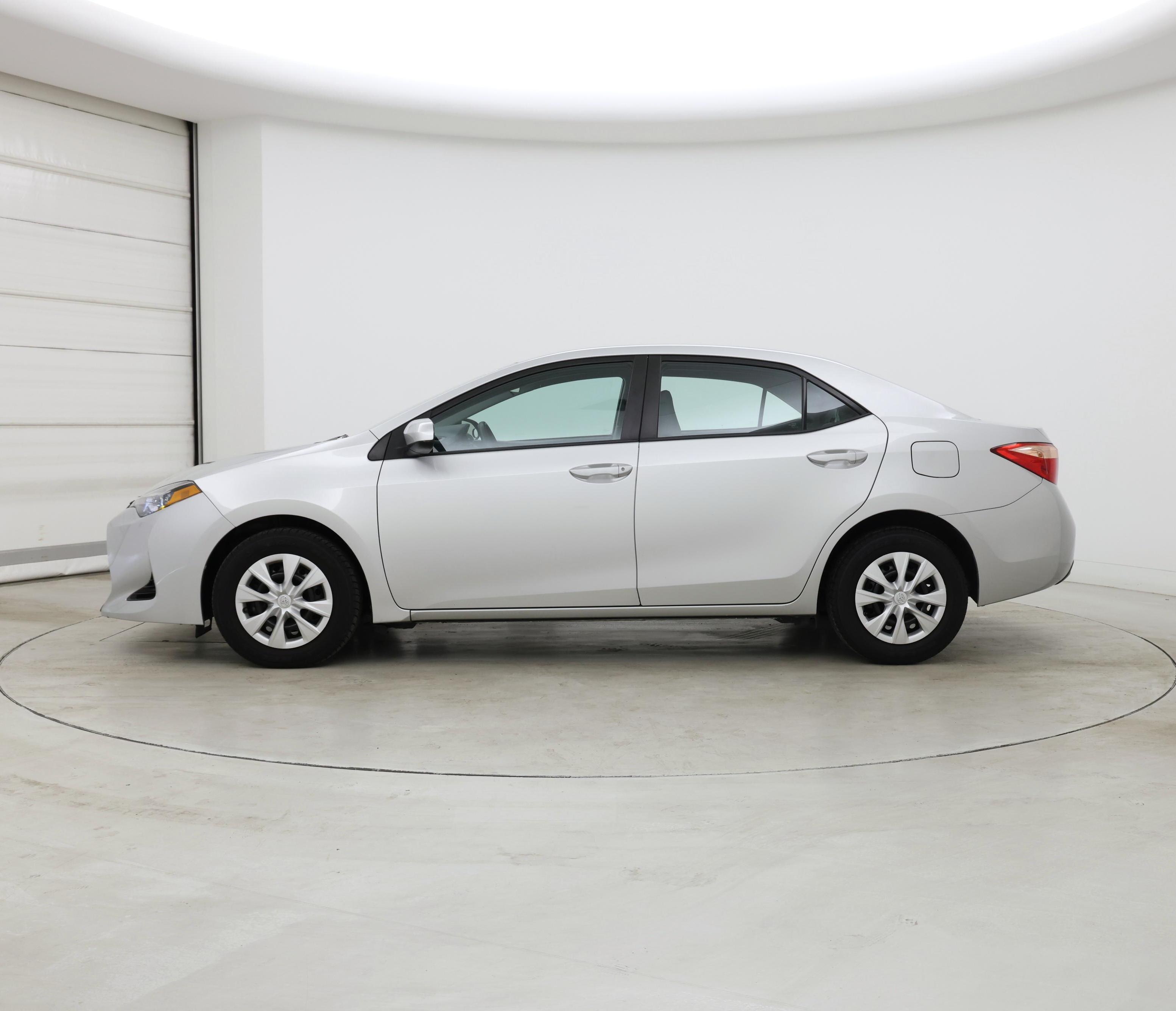 Thumbnail: 2019 Toyota Corolla - 3