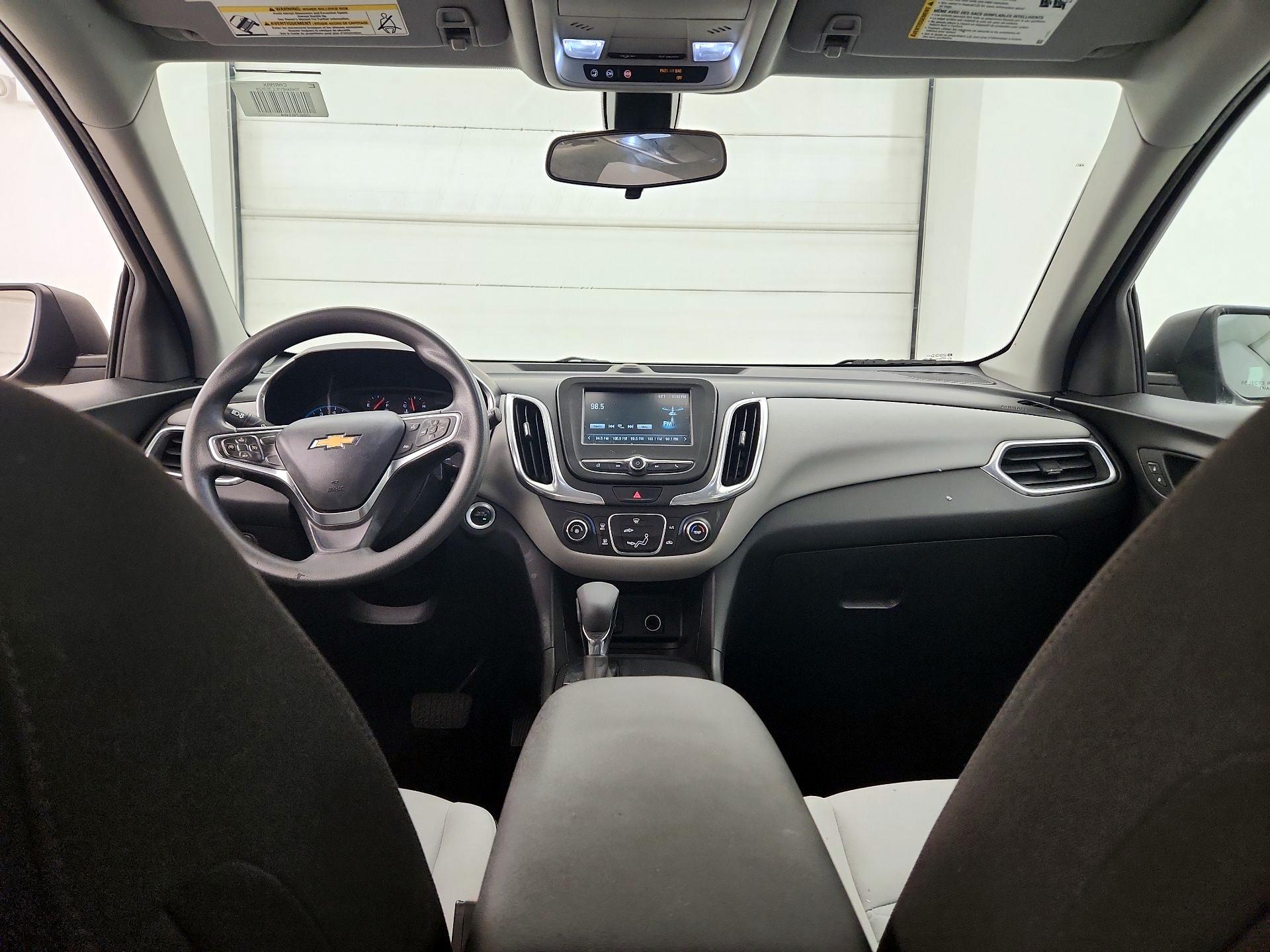 Thumbnail: 2018 Chevrolet Equinox - 9