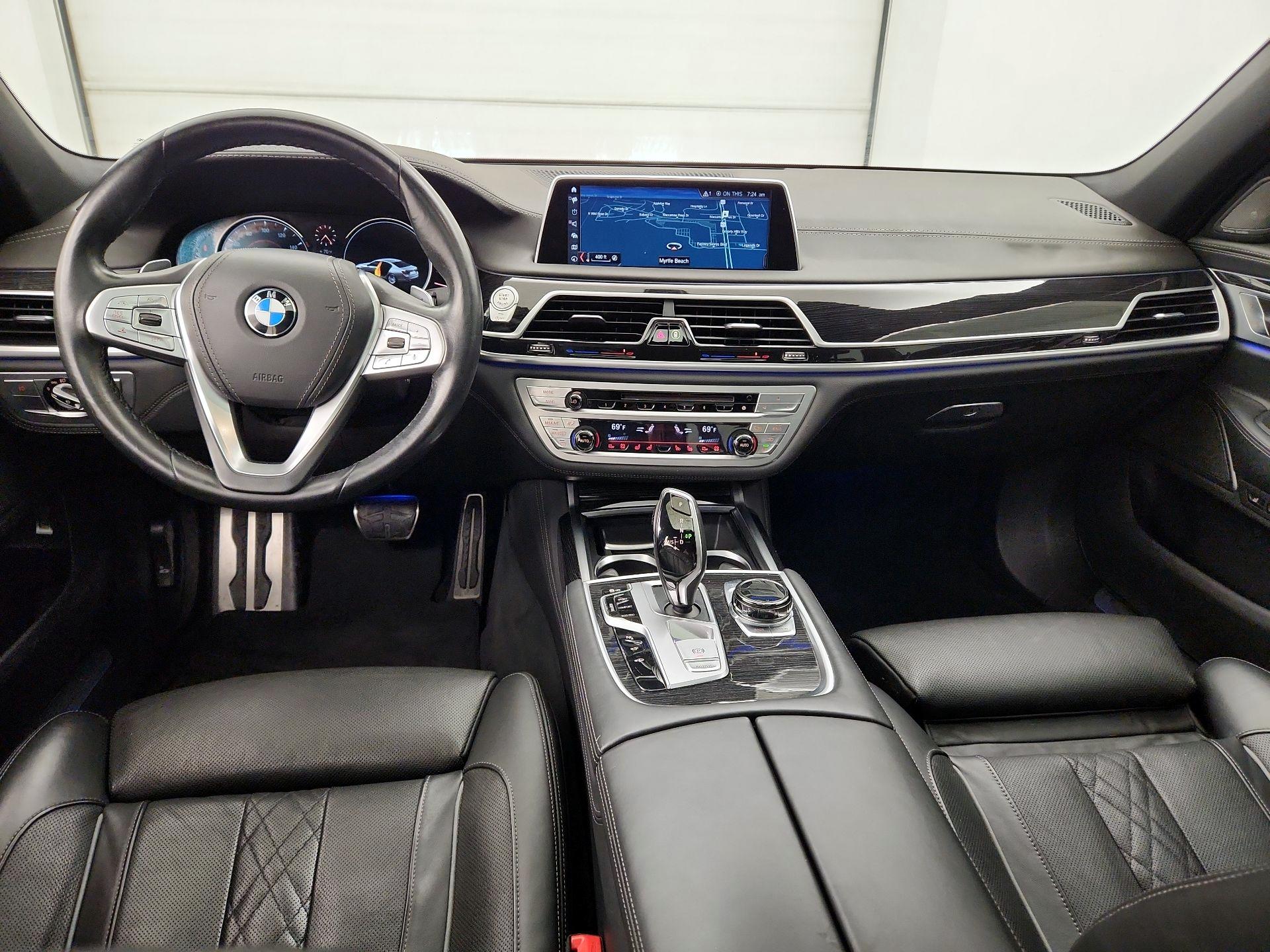 Thumbnail: 2019 BMW 7 Series - 9
