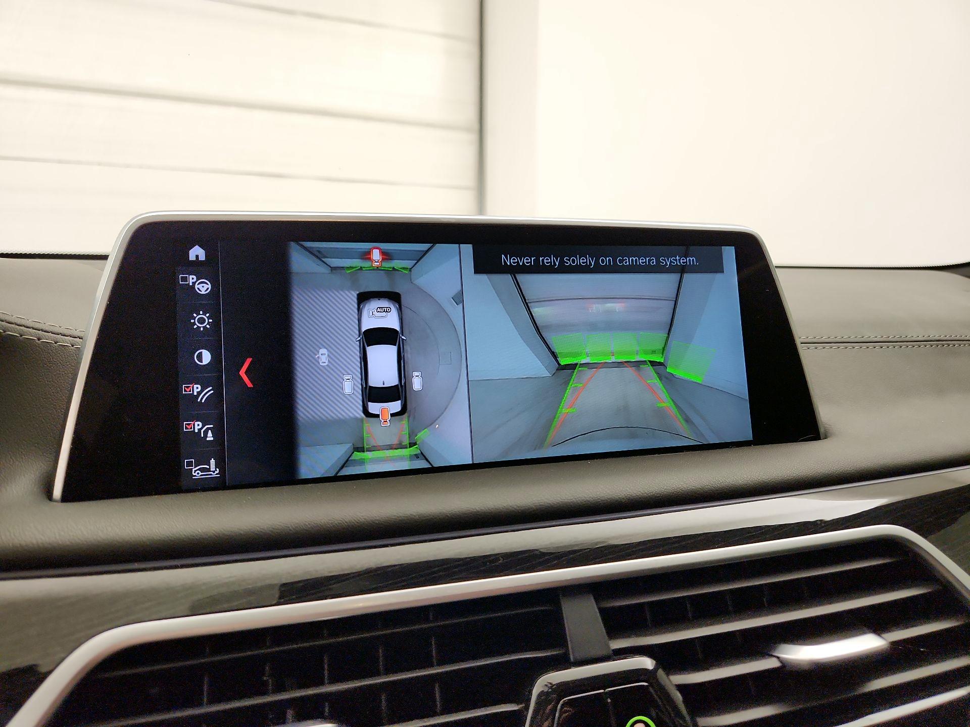 Thumbnail: 2019 BMW 7 Series - 15