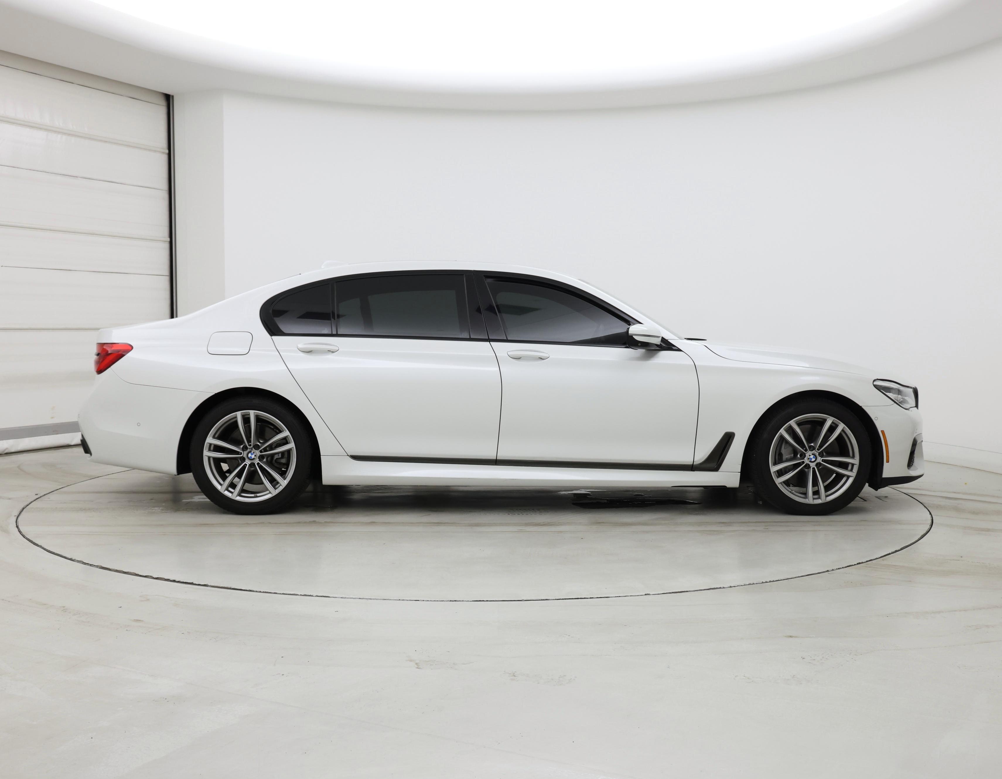 Thumbnail: 2019 BMW 7 Series - 7