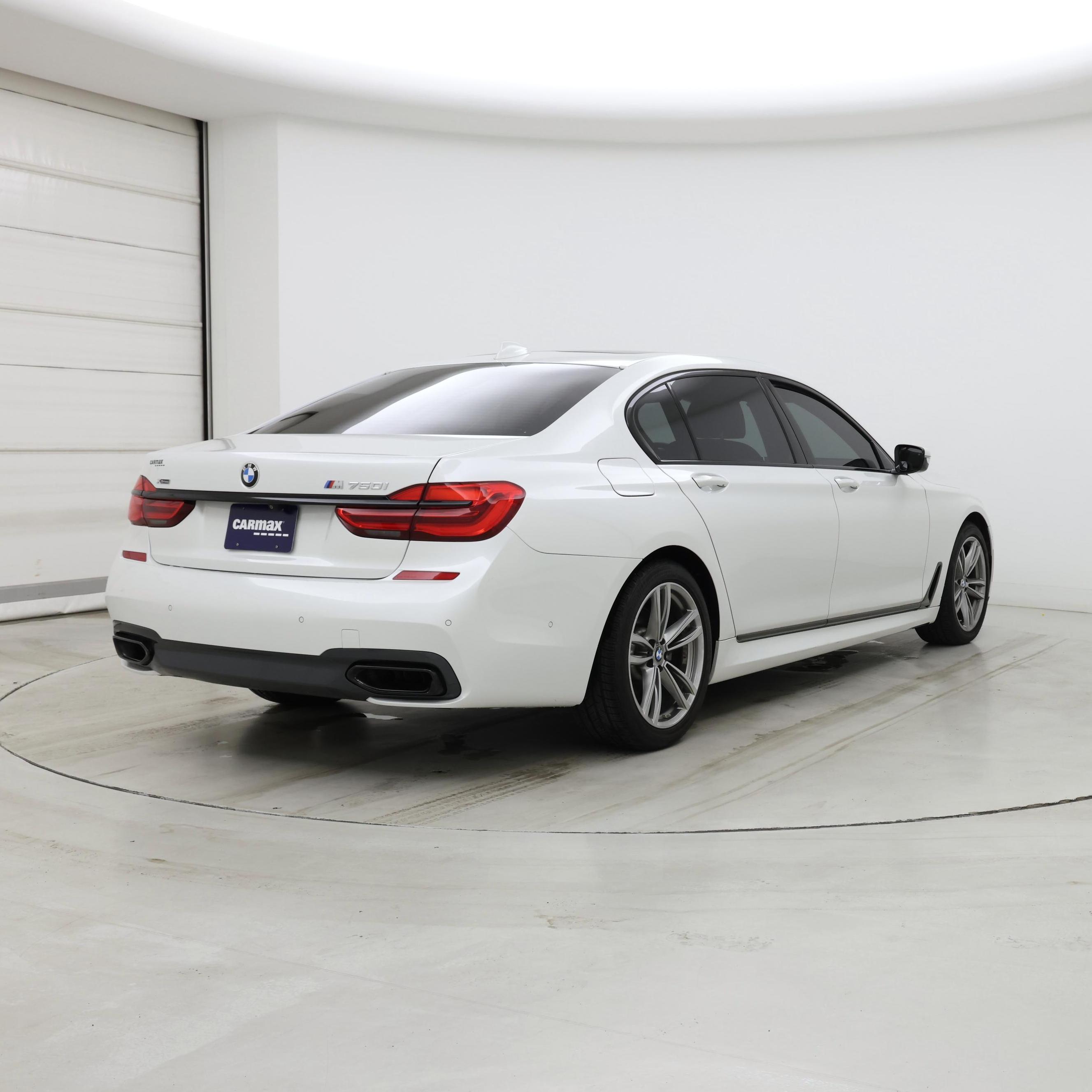 Thumbnail: 2019 BMW 7 Series - 8