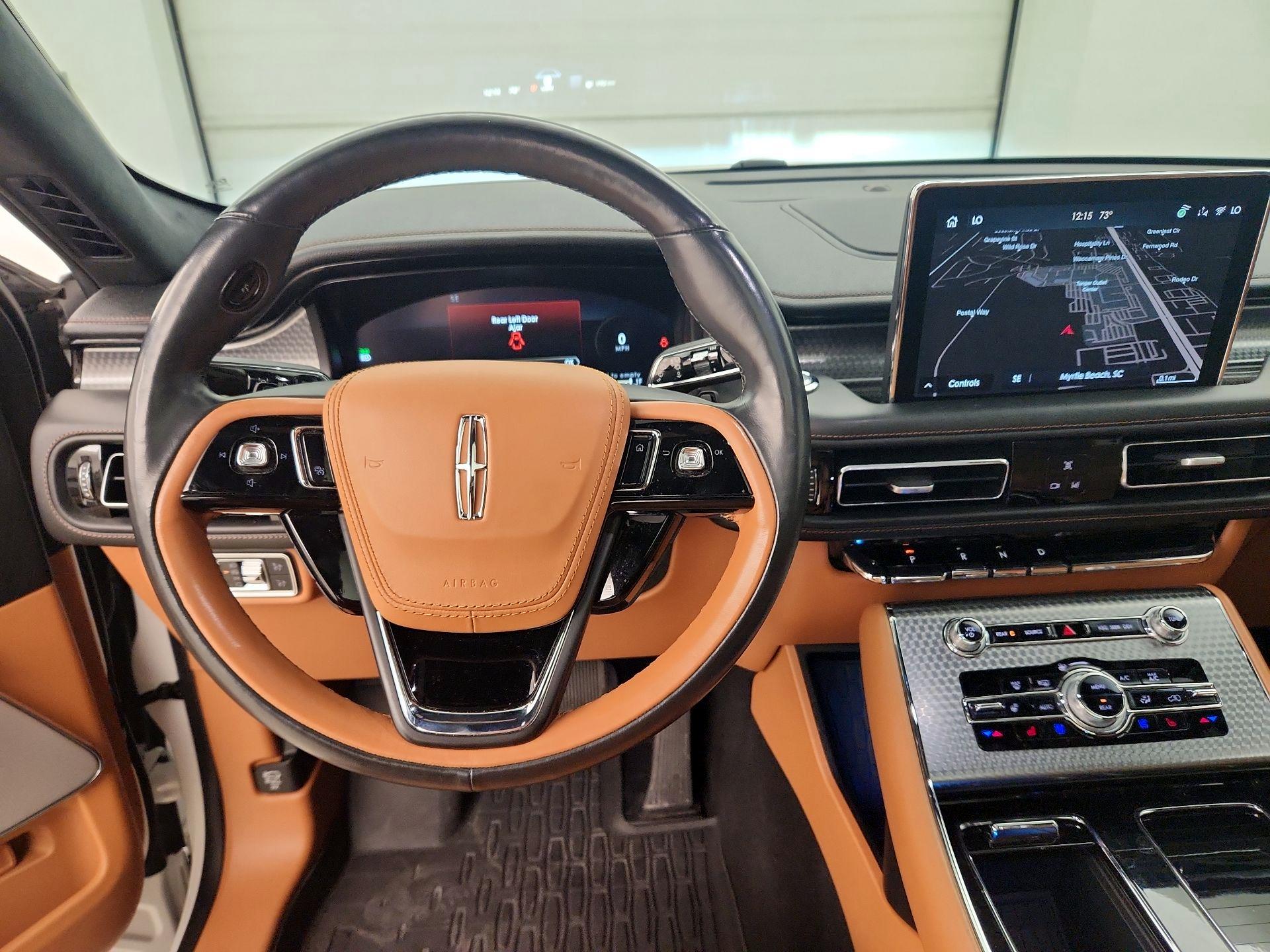 Thumbnail: 2021 Lincoln Aviator - 10