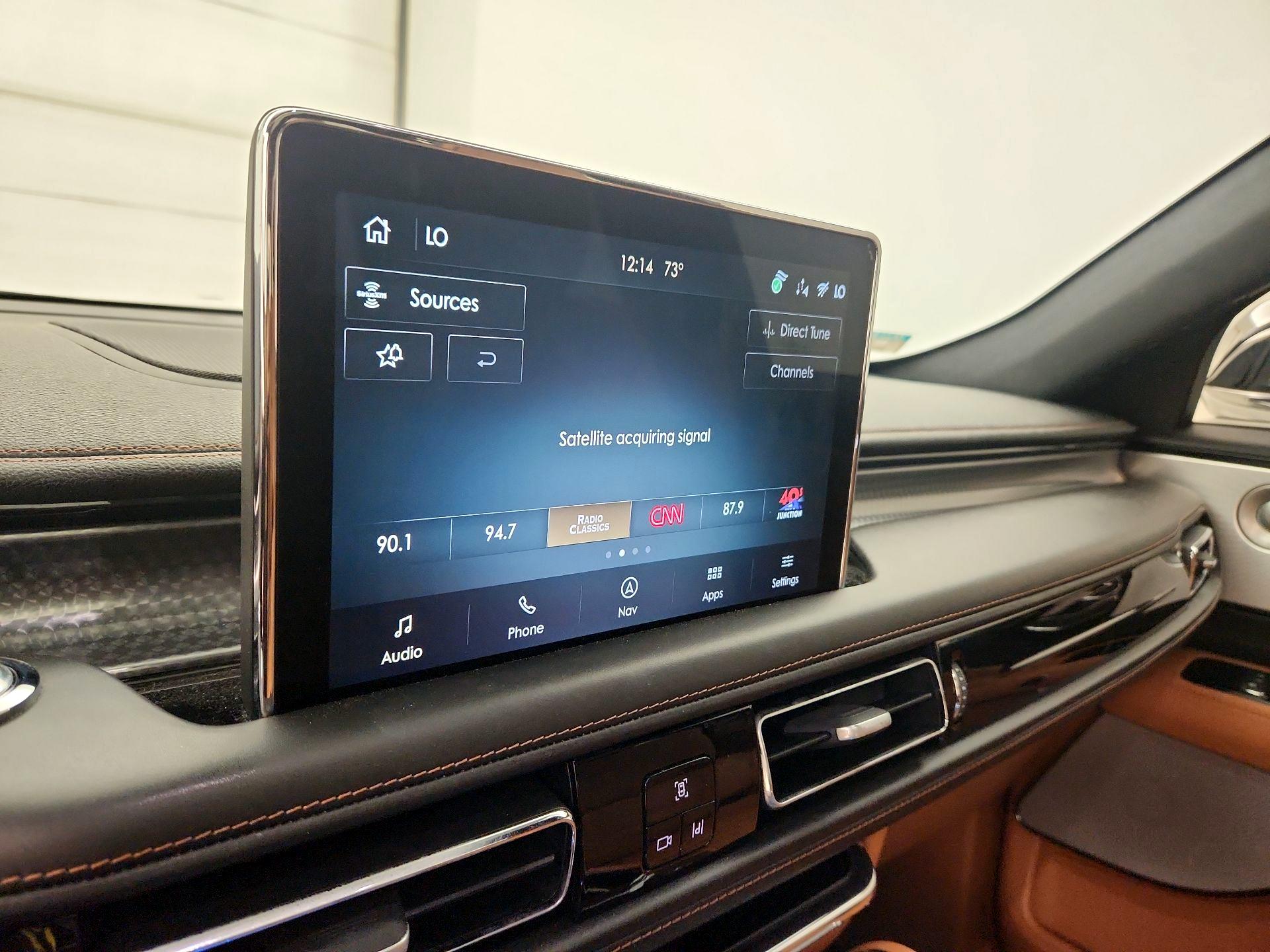 Thumbnail: 2021 Lincoln Aviator - 16
