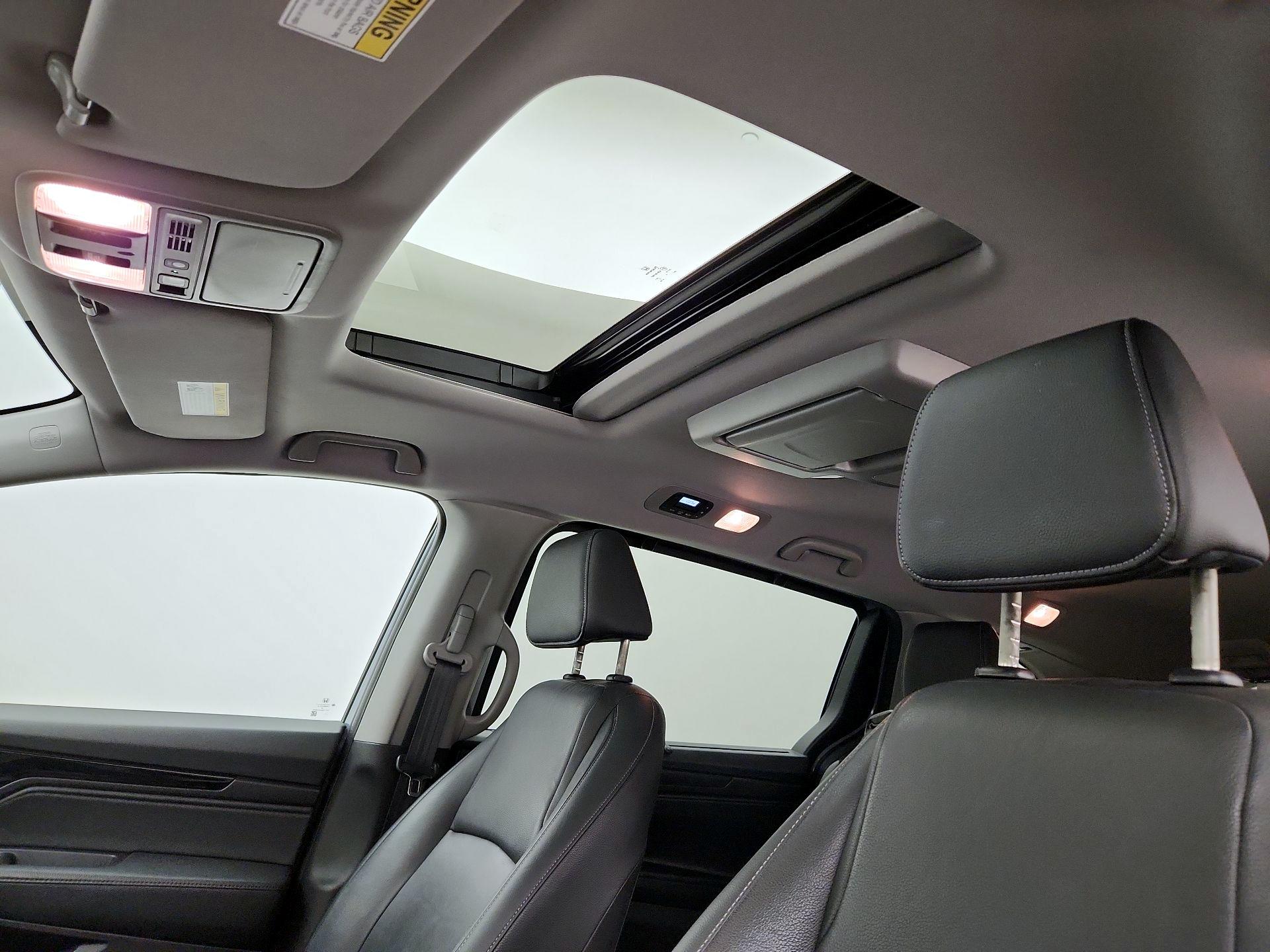 Thumbnail: 2023 Honda Odyssey - 19