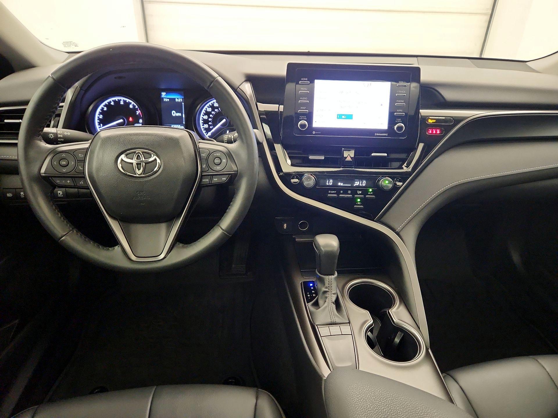 Thumbnail: 2023 Toyota Camry - 9