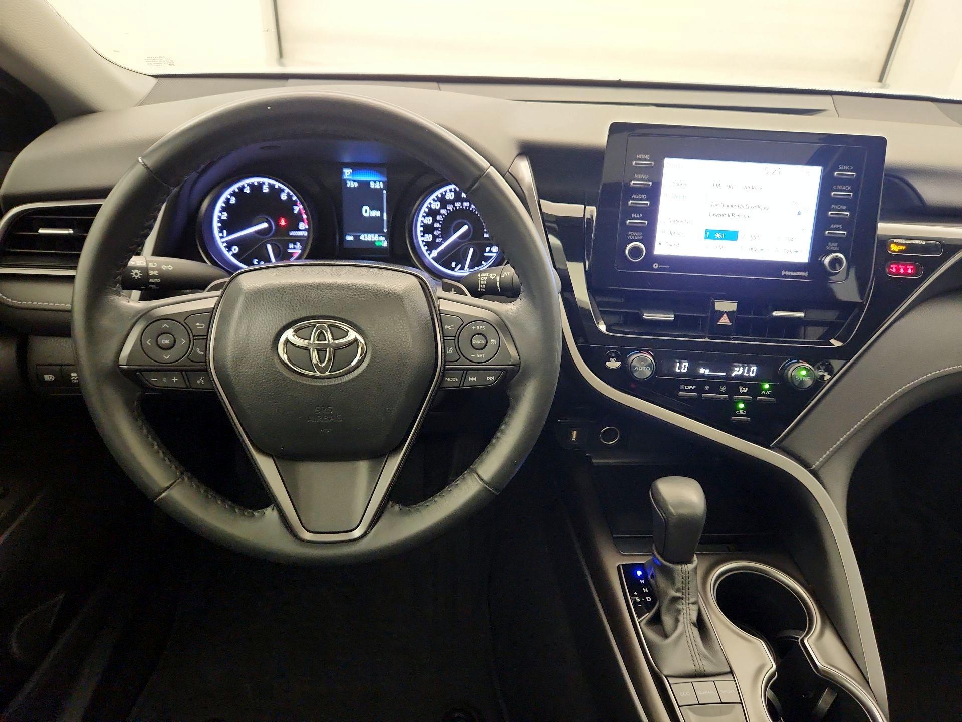 Thumbnail: 2023 Toyota Camry - 10