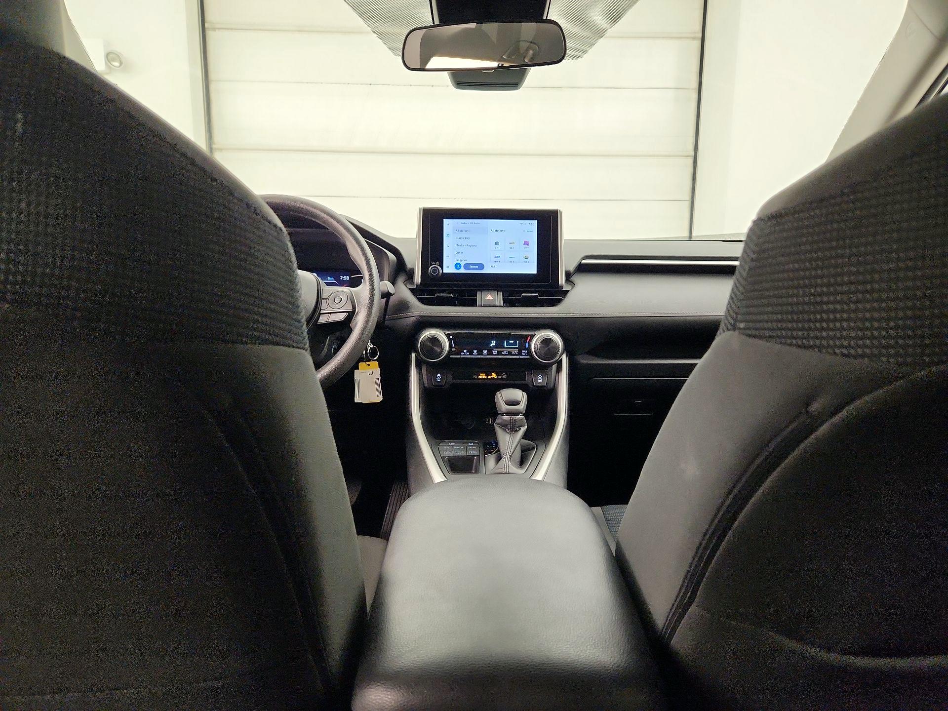 Thumbnail: 2024 Toyota RAV4 - 9