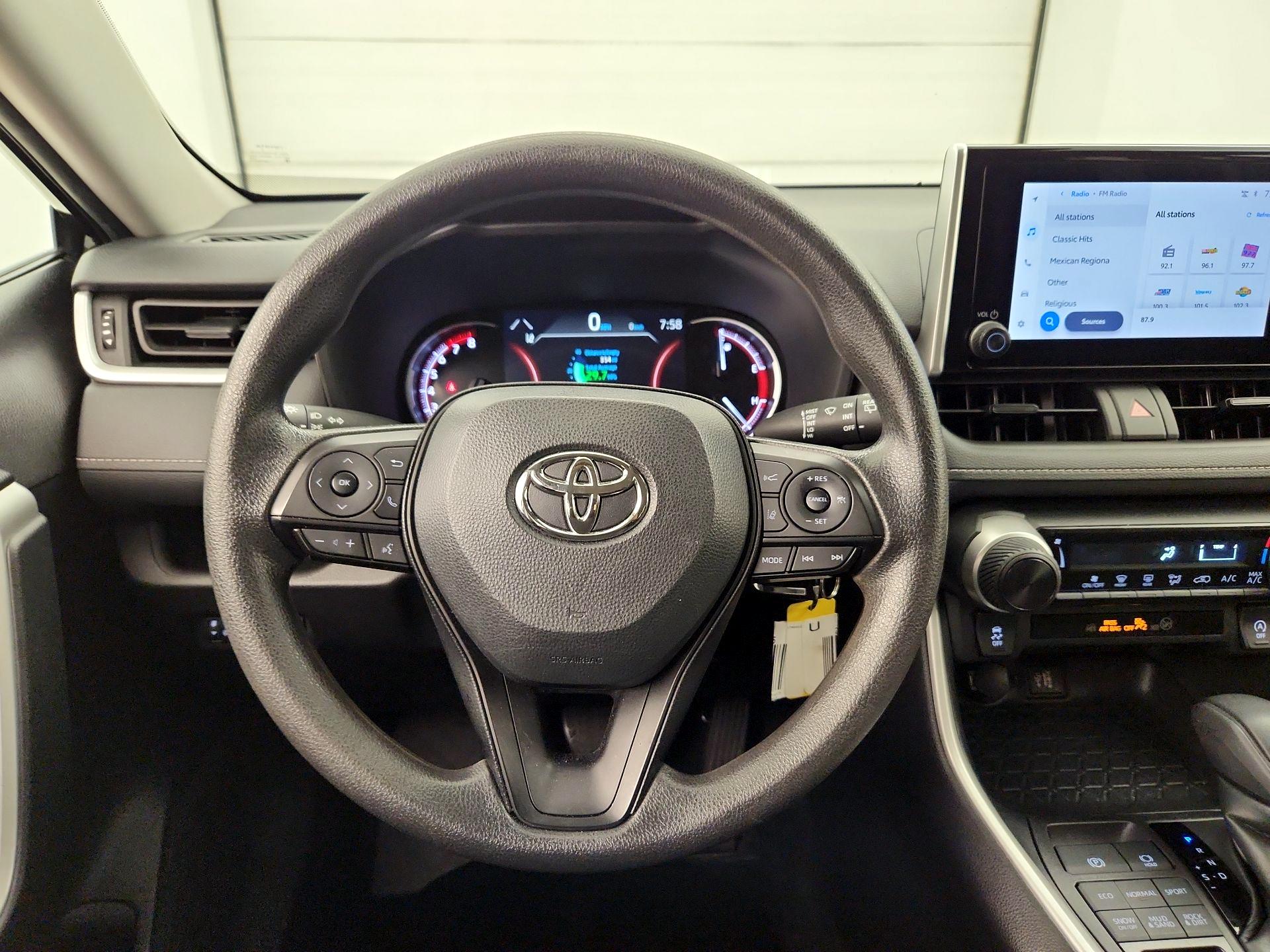 Thumbnail: 2024 Toyota RAV4 - 10