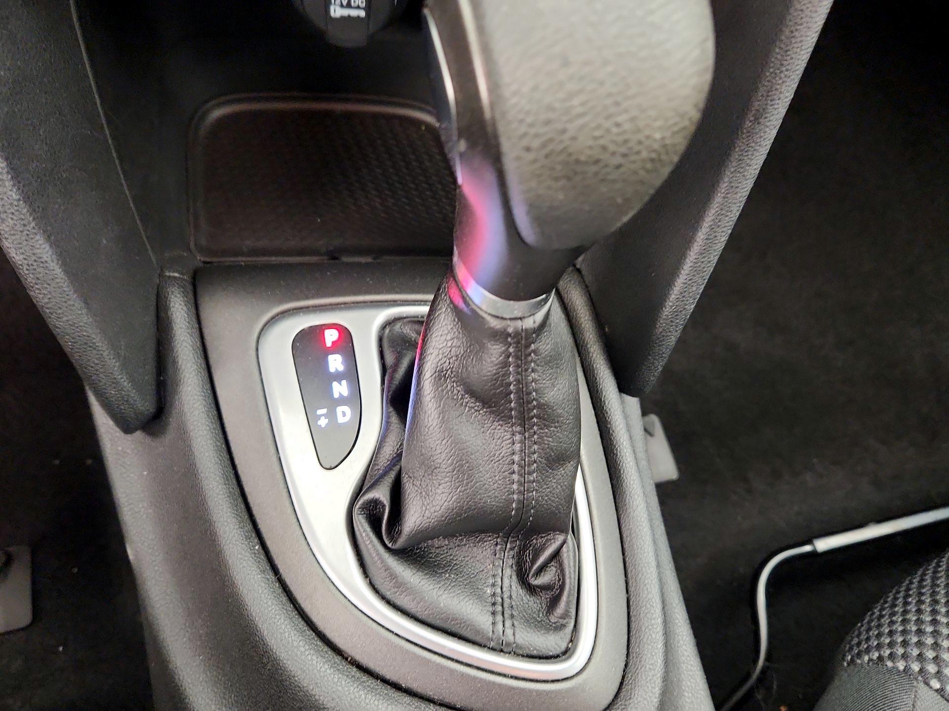 Thumbnail: 2016 Dodge Dart - 14