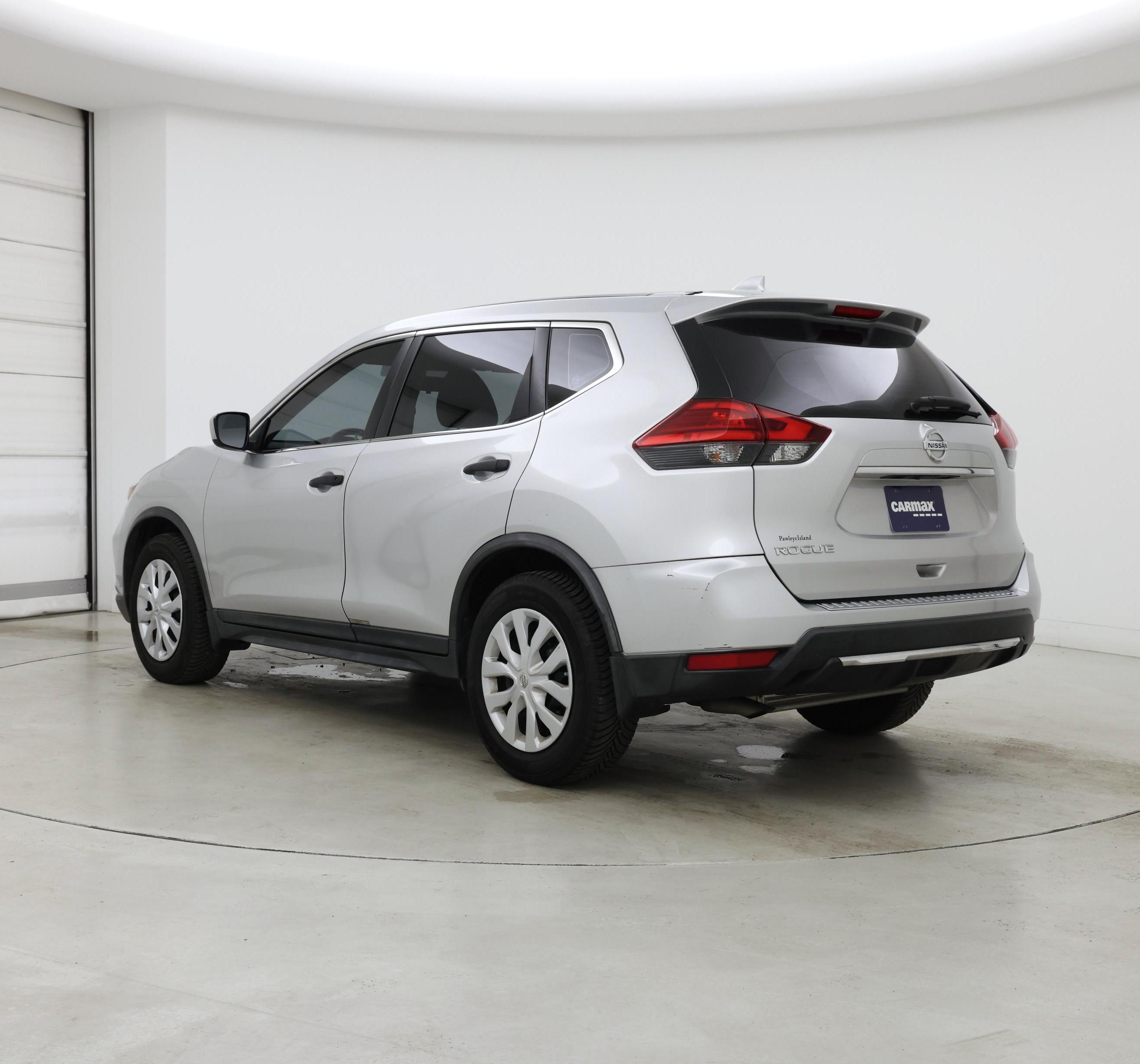 Thumbnail: 2017 Nissan Rogue - 2