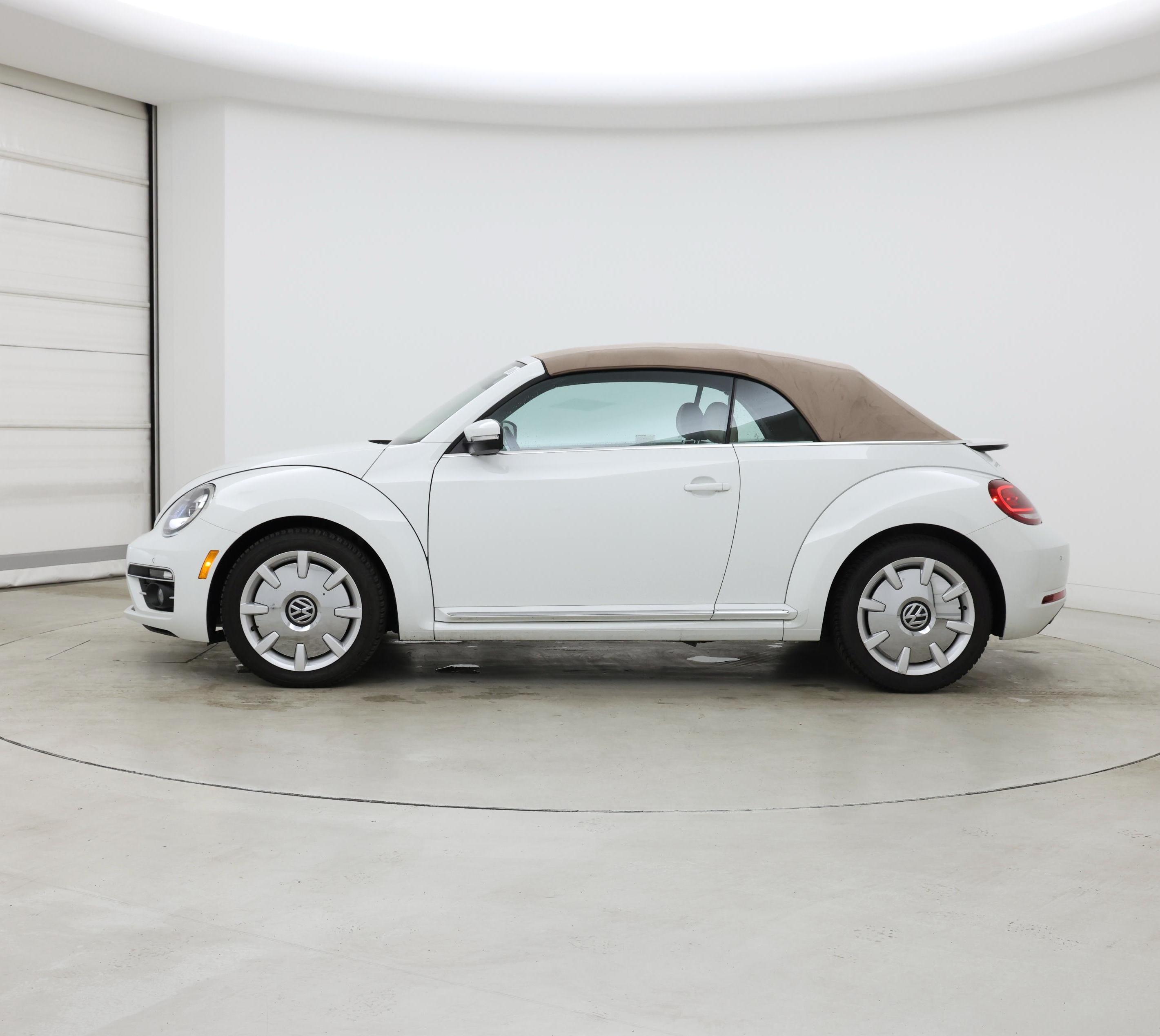 Thumbnail: 2019 Volkswagen Beetle - 3