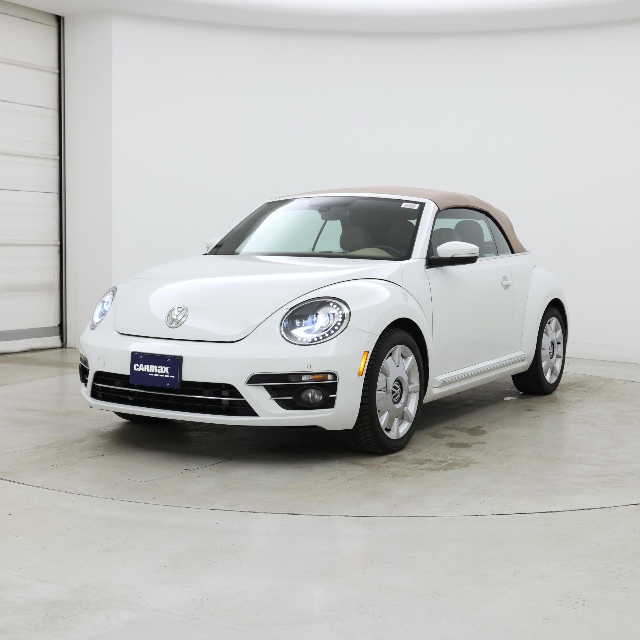Thumbnail: 2019 Volkswagen Beetle - 4