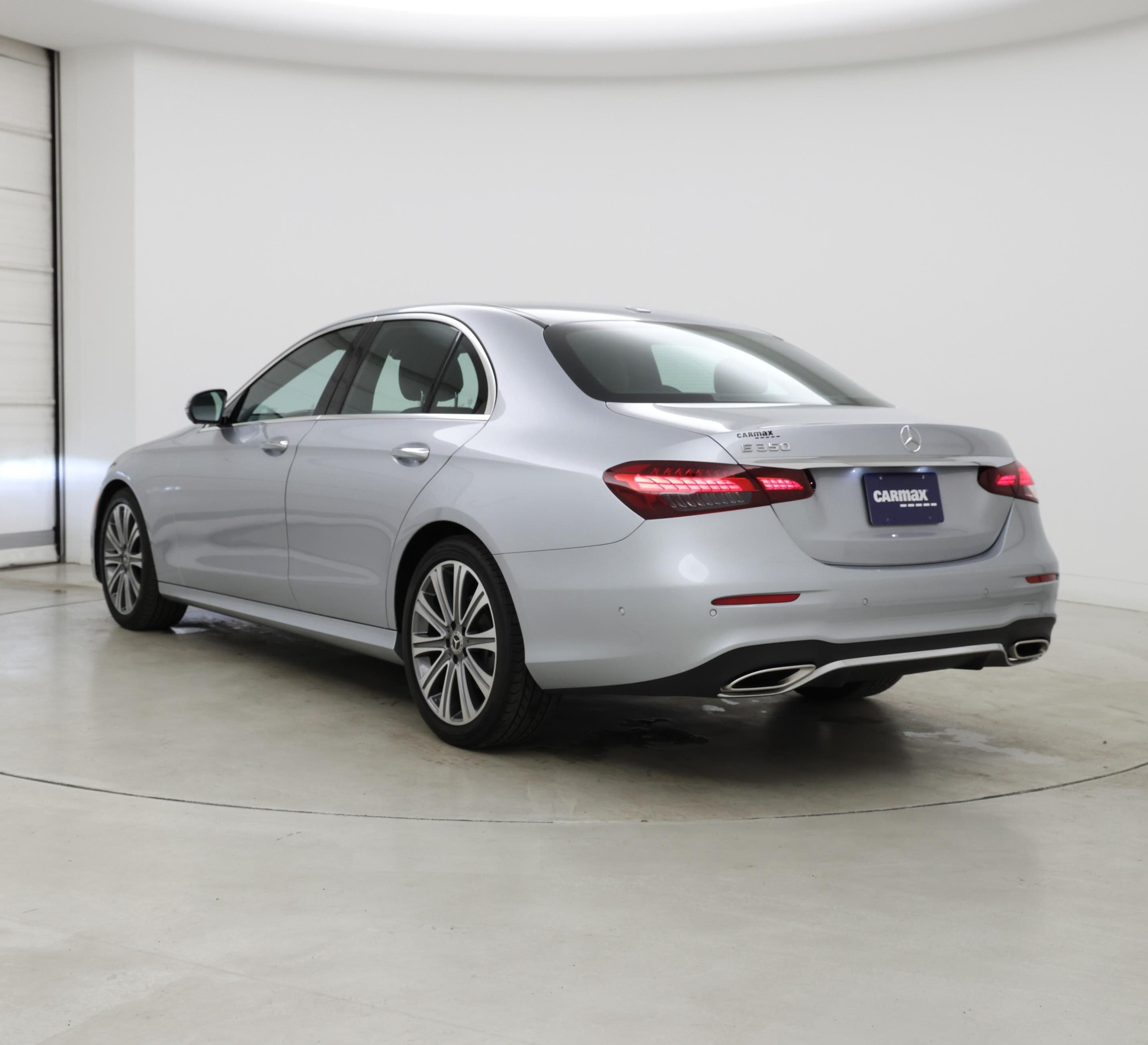 Thumbnail: 2022 Mercedes-Benz E-Class - 2