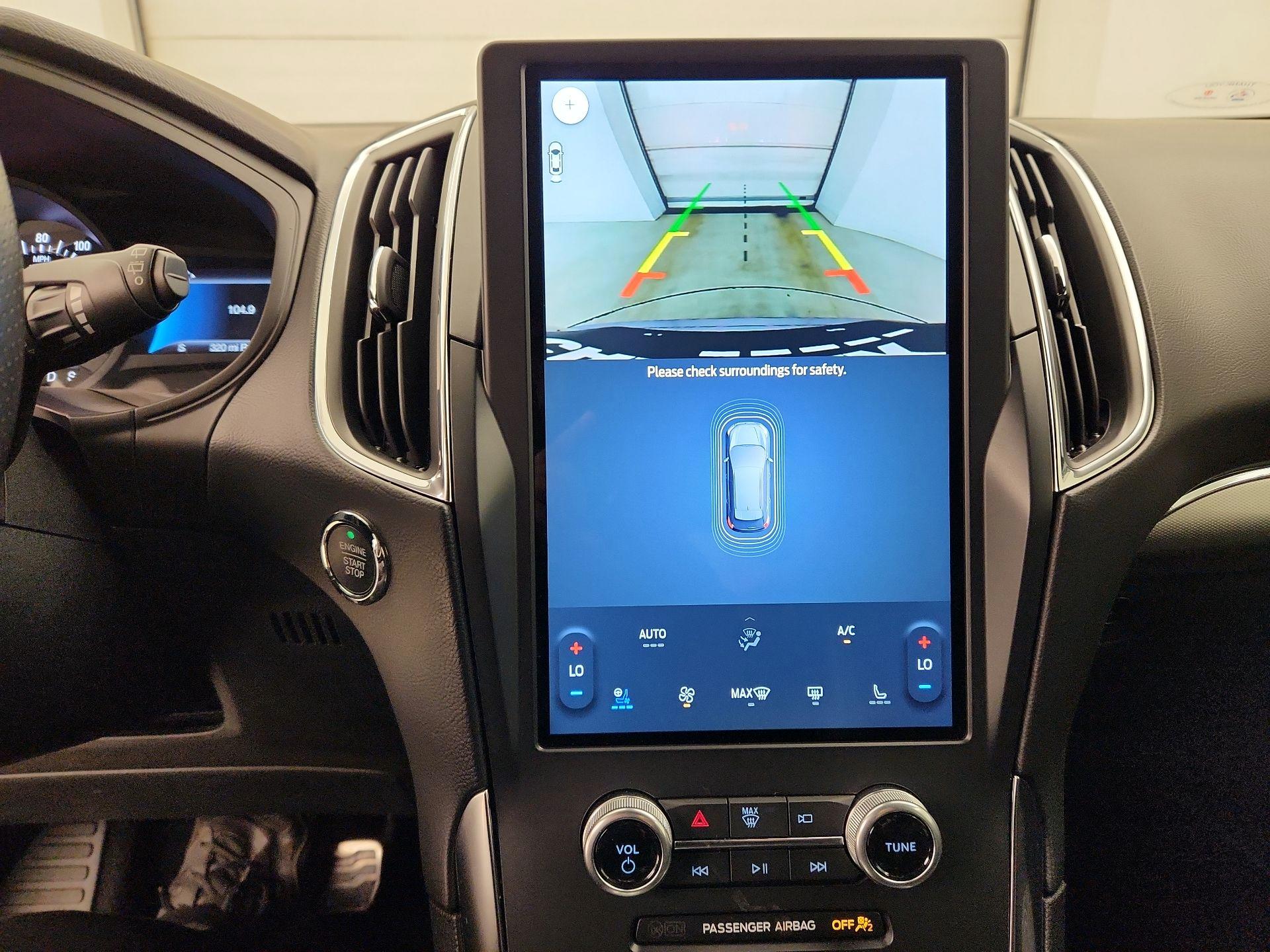 Thumbnail: 2022 Ford Edge - 15