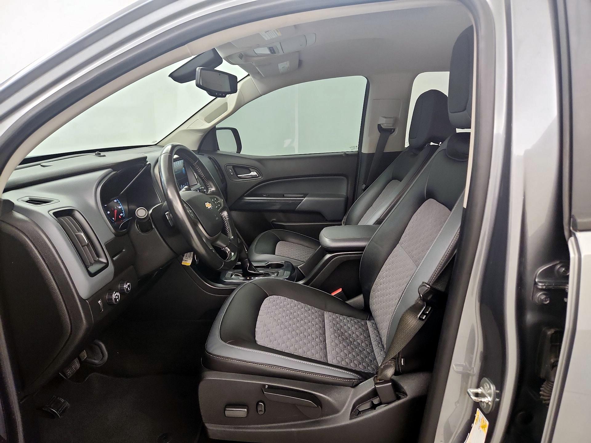 Thumbnail: 2018 Chevrolet Colorado - 11