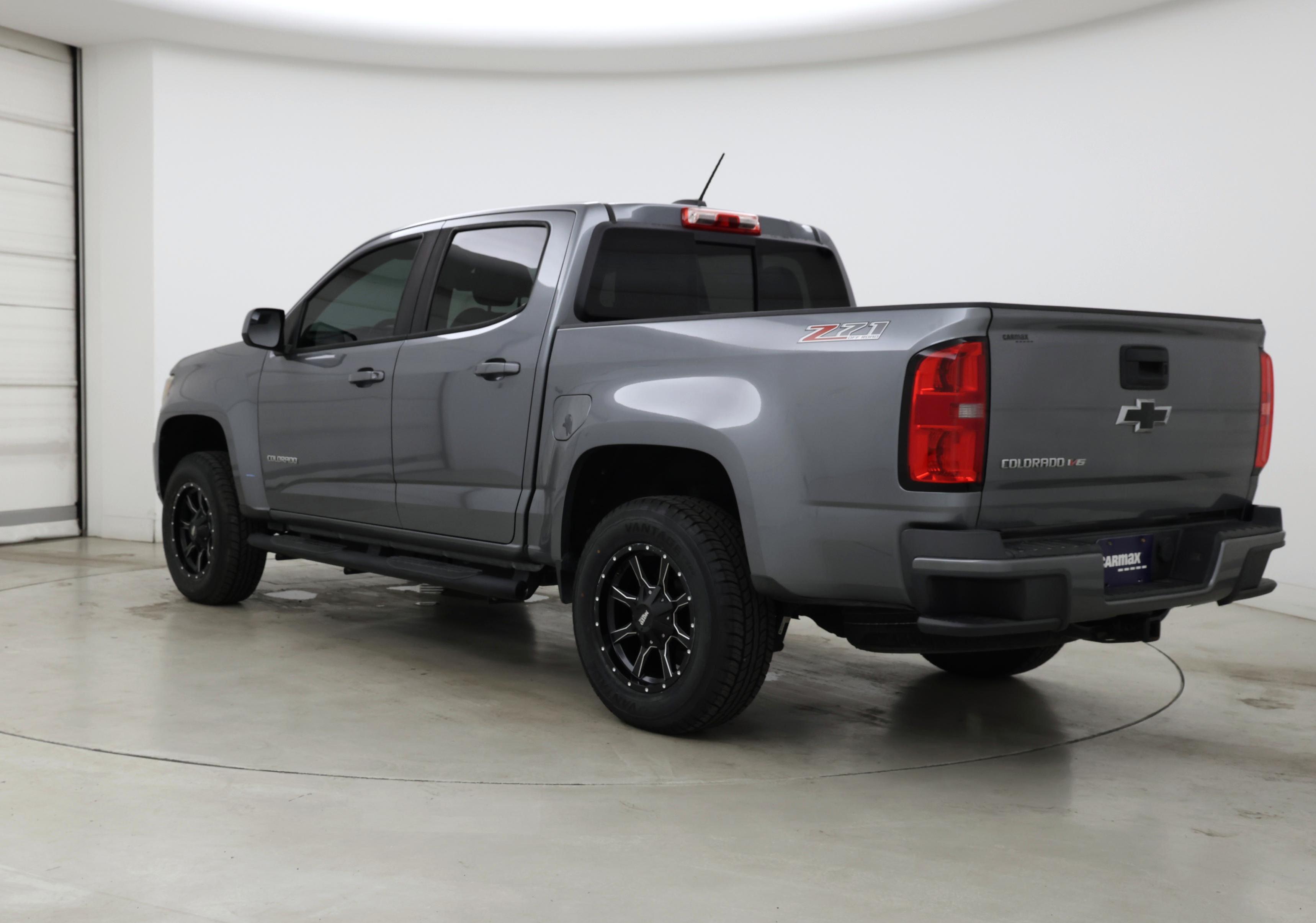 Thumbnail: 2018 Chevrolet Colorado - 2