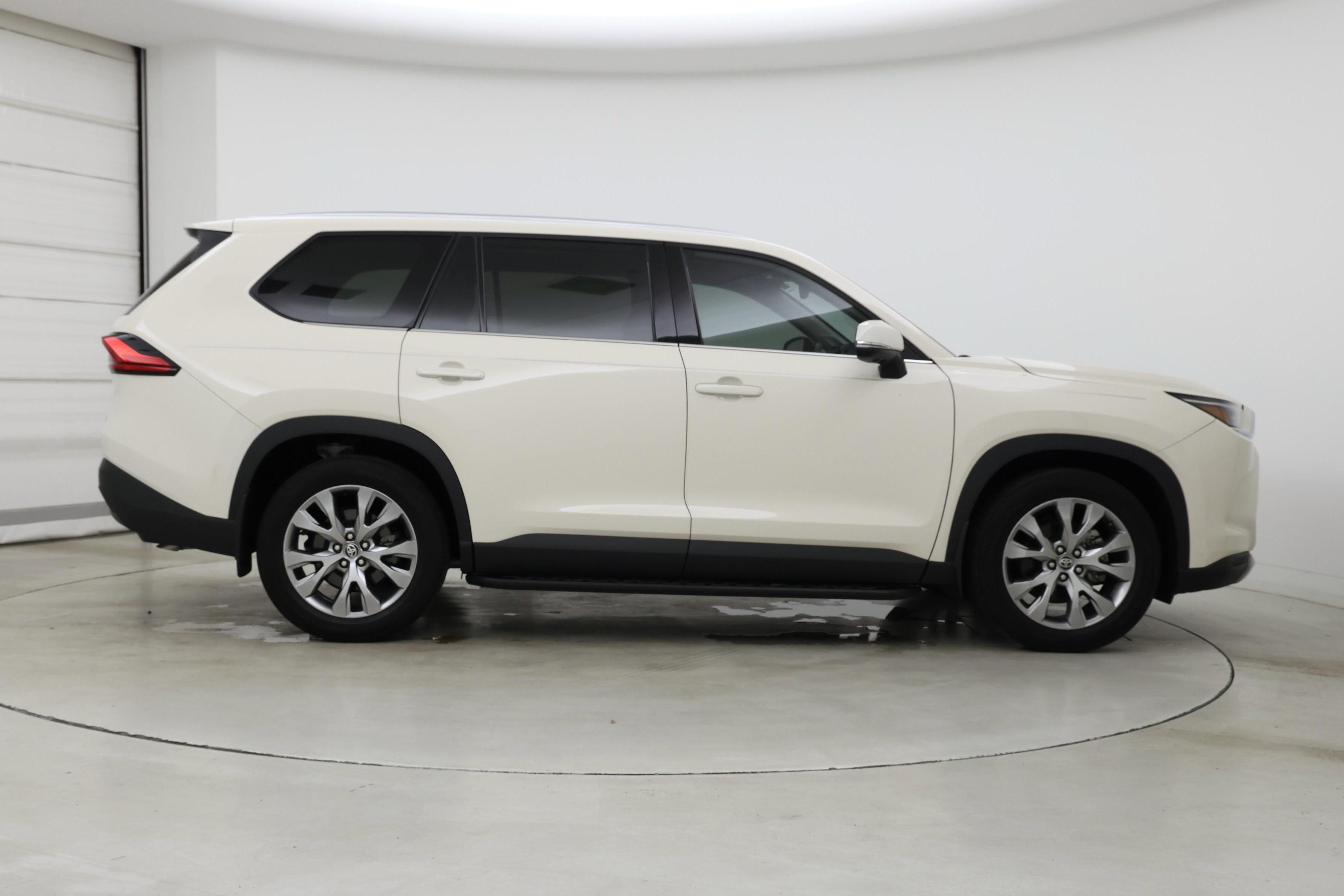 Thumbnail: 2024 Toyota Grand Highlander - 7