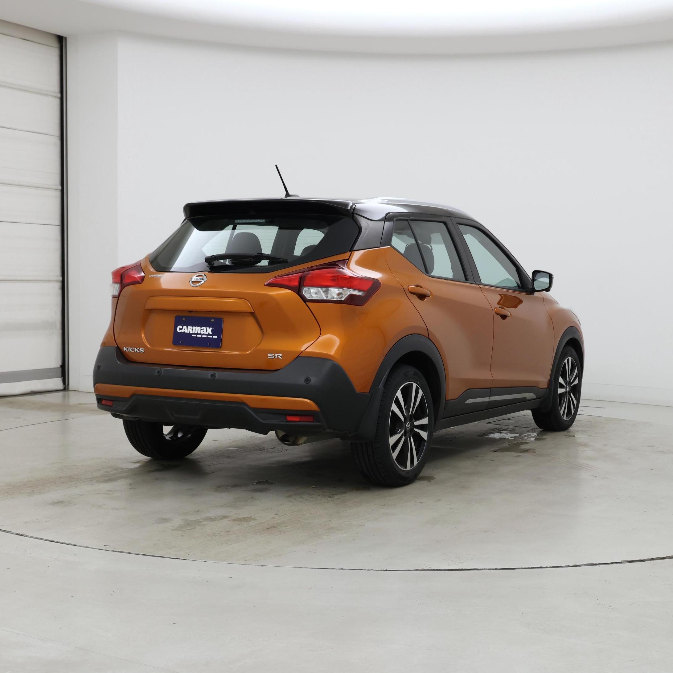 Thumbnail: 2020 Nissan Kicks - 8