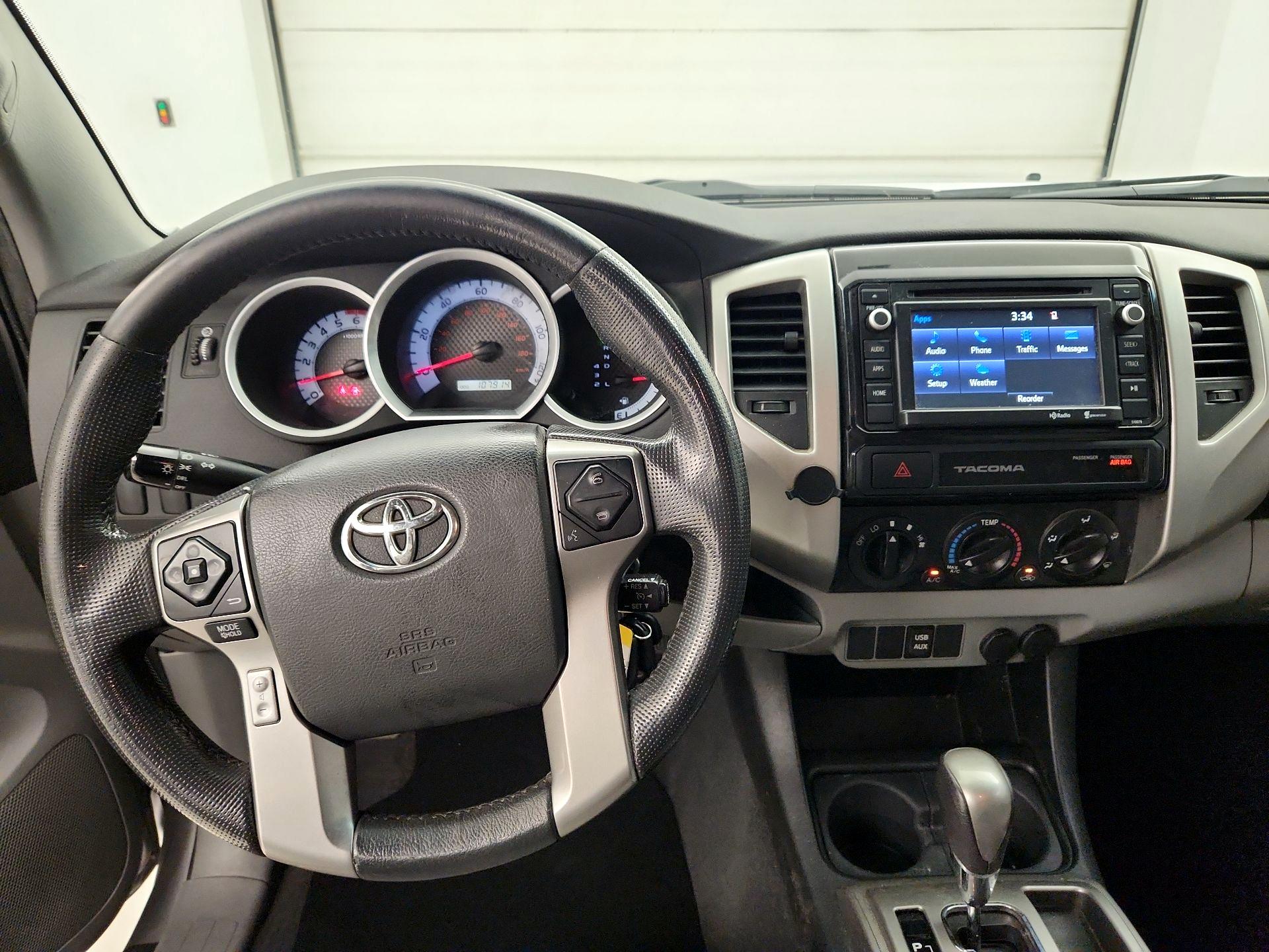 Thumbnail: 2015 Toyota Tacoma - 10