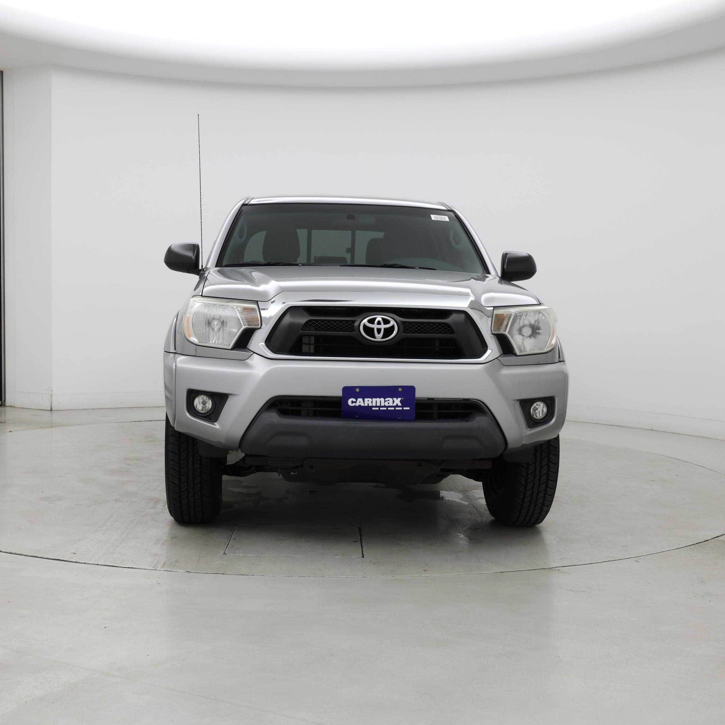 Thumbnail: 2015 Toyota Tacoma - 5